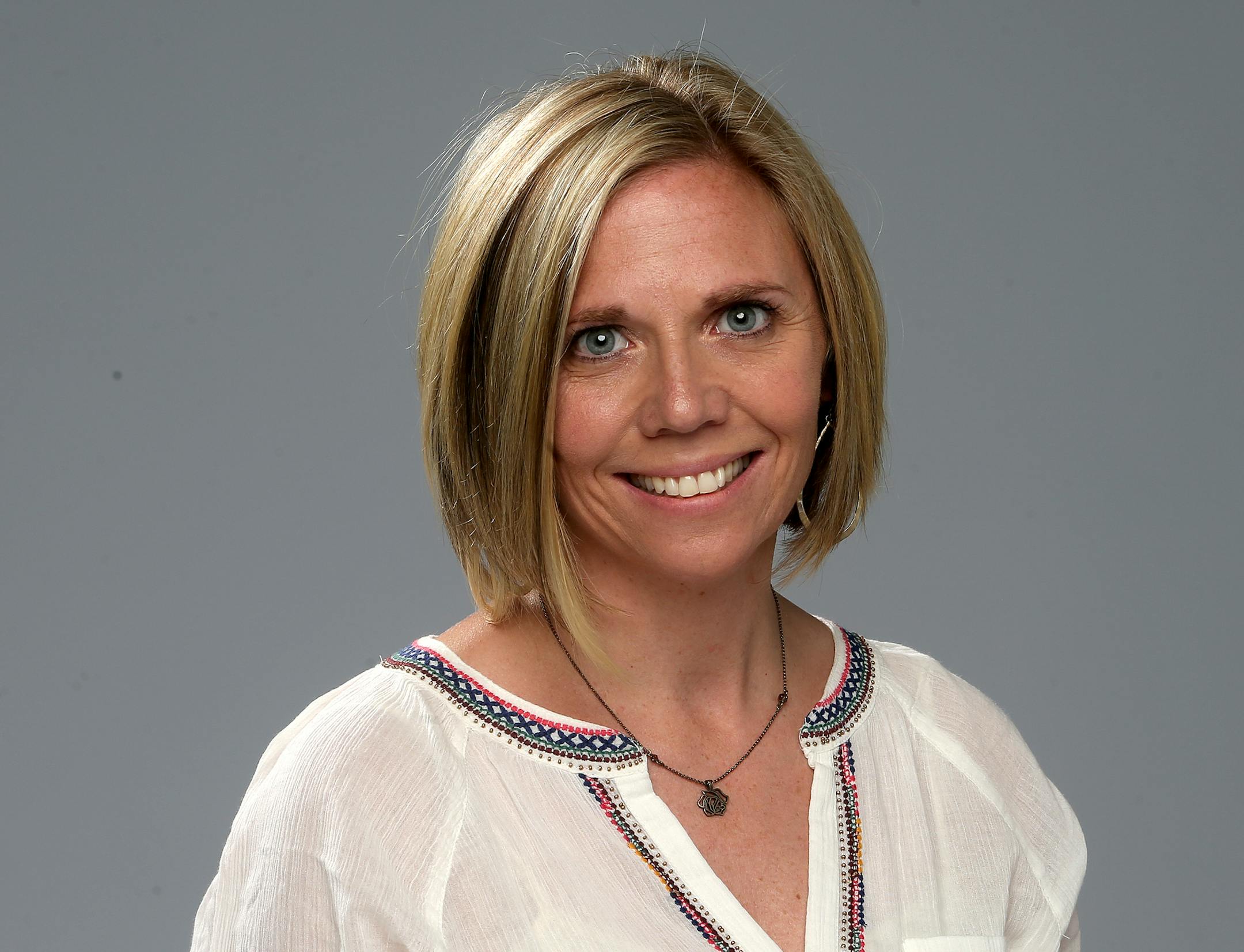 Katie Jordan of St. Paul, MN. ] JOELKOYAMA‚Ä¢jkoyama@startribune Minneapolis, MN on June 10, 2014. Artist Mark Navarro is bringing the makeup and models and we'll photograph three segments.