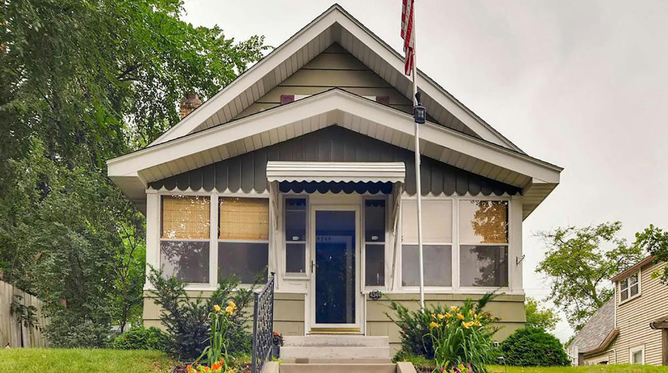 Minneapolis
Built in 1921, this three-bedroom, two-bath house located in the Kings Field neighborhood, has 1,635 square feet and features an upper level bedroom, fireplace, formal dining room, built-ins, hardwood floors, partially-finished basement, deck, porch and two-car detached garage. Listed by Vicki Sommers, Edina Realty, 612-327-0866.
