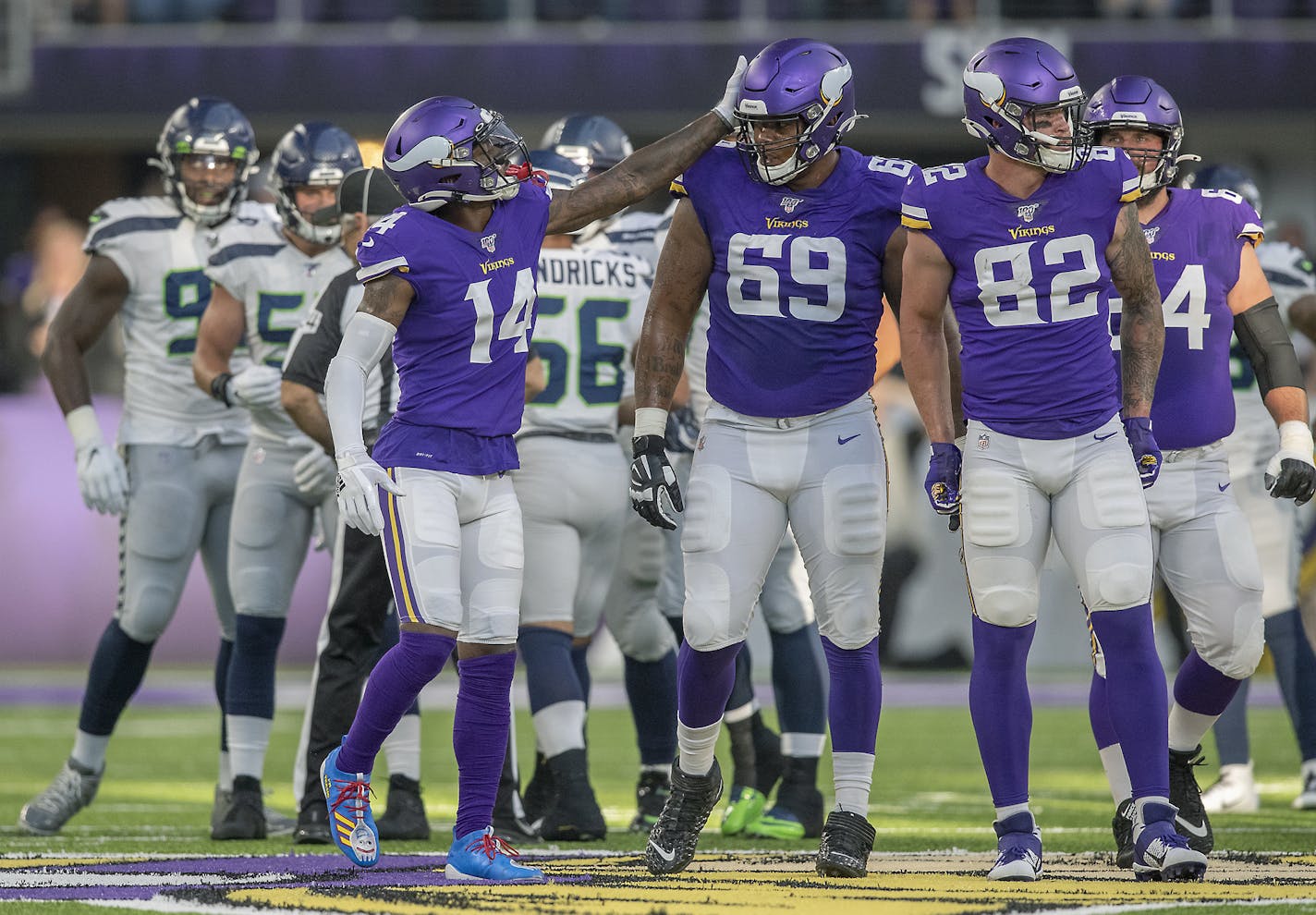 Vikings wide receiver Stefon Diggs showed his support to offensive tackle Rashod Hill during the first quarter in the pre-season matchup between the Minnesota Vikings and the Seattle Seahawks at US Bank Stadium, Sunday, August 18, 2019 in Minneapolis, MN. ] ELIZABETH FLORES &#x2022; liz.flores@startribune.com