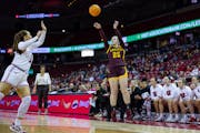 Grace Grocholski (25) led the Gophers with 13 points Tuesday at Wisconsin.