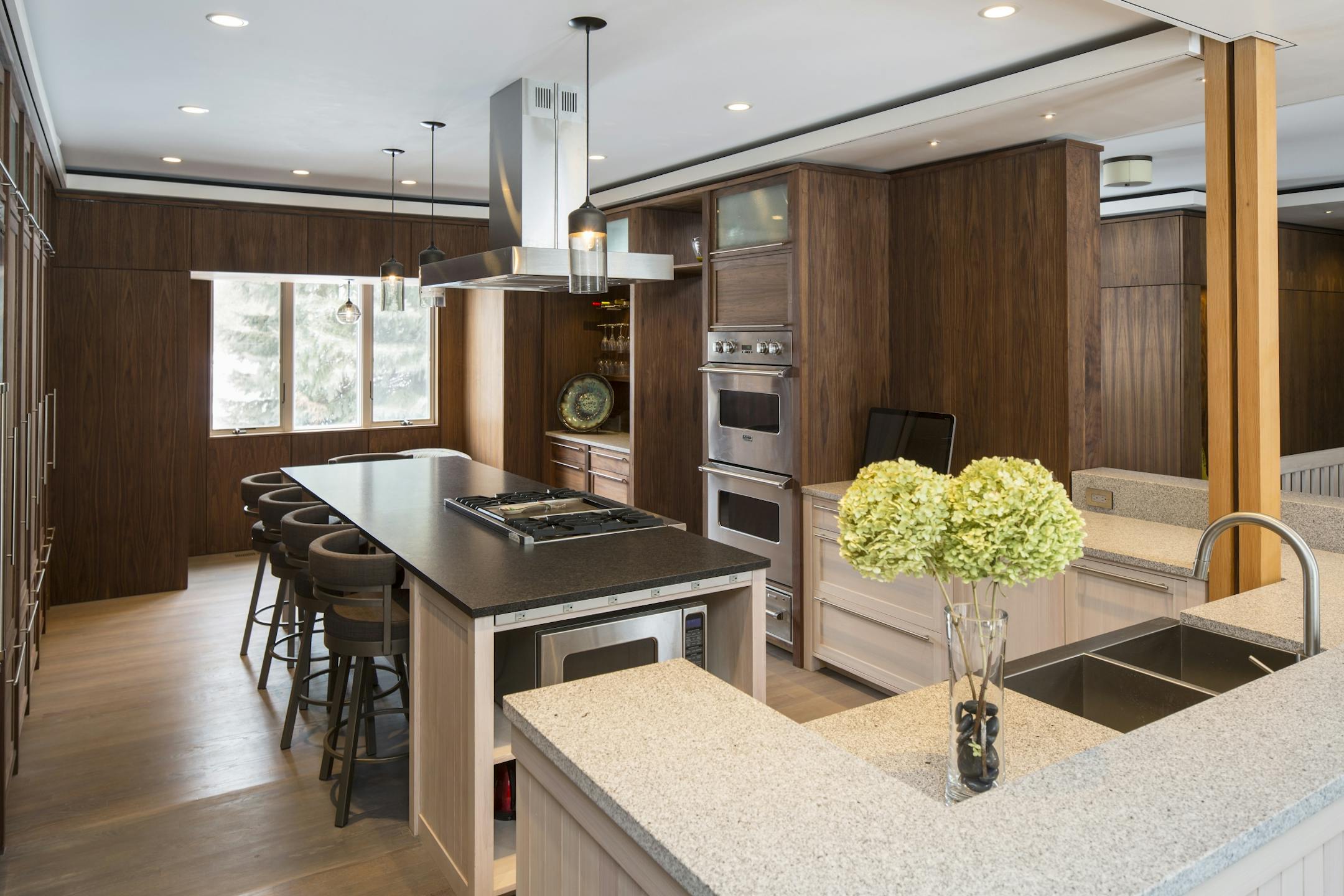 AIA home of the Month: A couple with a blended family reinvent a 1990s Hastings rambler featuring cool contrasting white and black elements; by SALA Architects. Credit Troy Thies