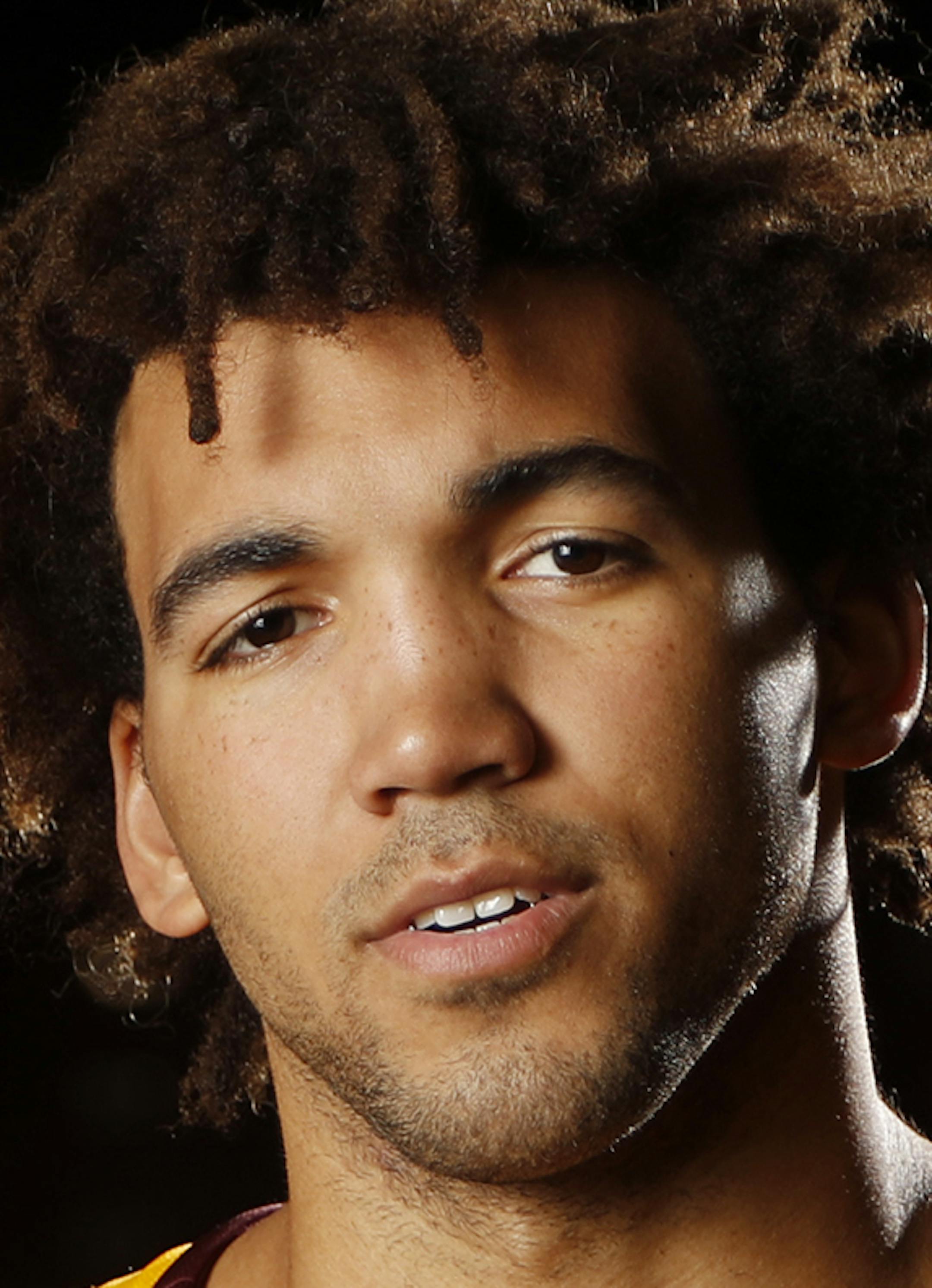 Reggie Lynch starting center at Williams Arena Tuesday October 25, 2016 in Minneapolis, MN. ] Minnesota men's basketball media day at Williams Arena. Jerry Holt / jerry. Holt@Startribune.com ORG XMIT: MIN1610251806121009