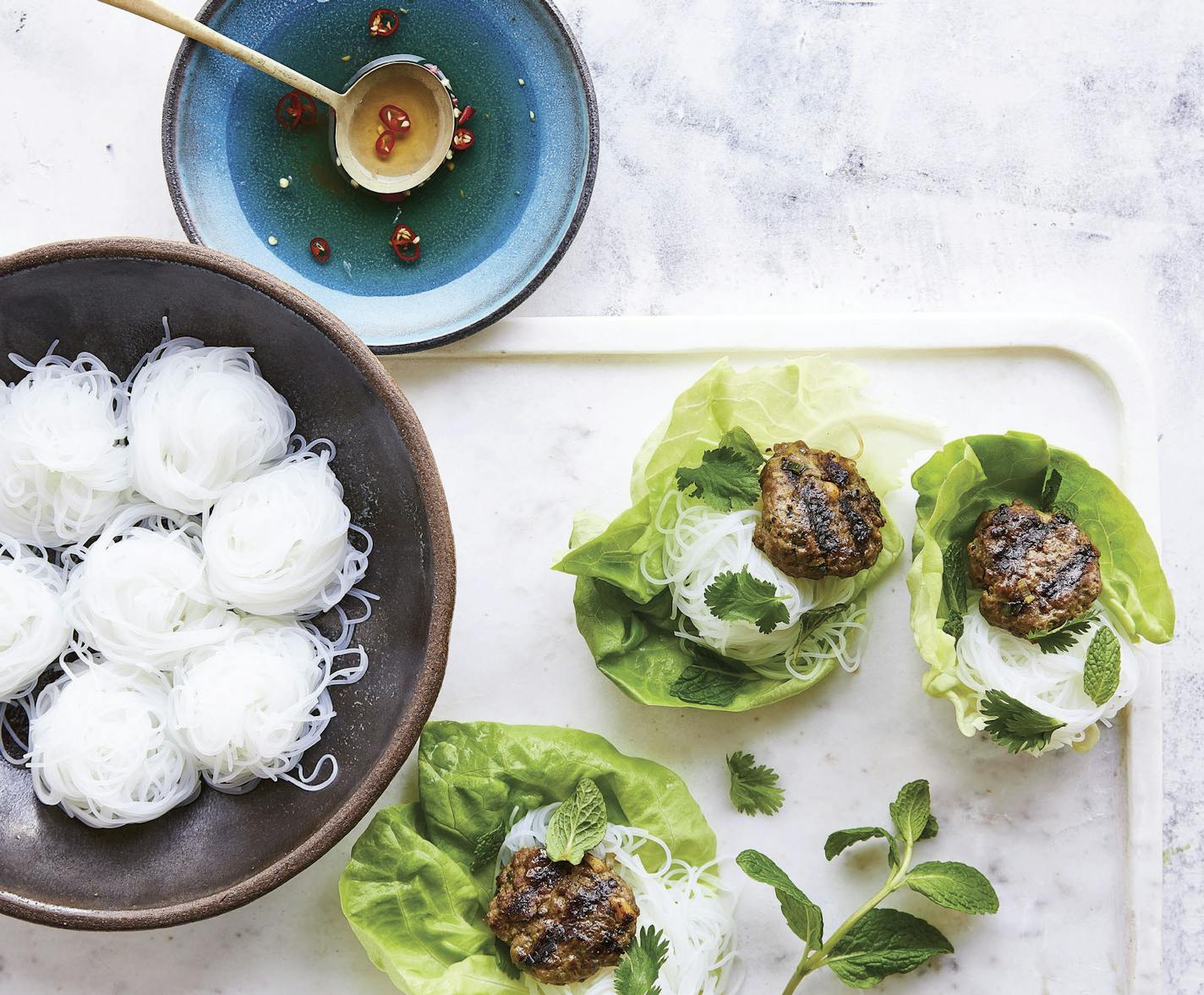 Curry-Scented Grilled Beef Lettuce