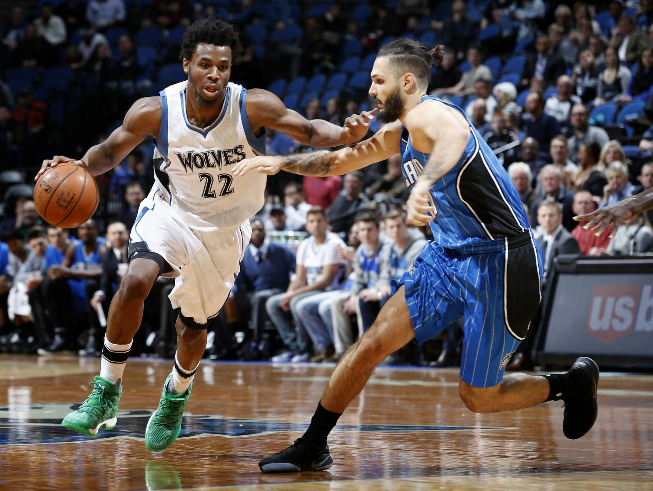 Andrew Wiggins (22) was defended by Evan Fournier (10) in the first quarter.