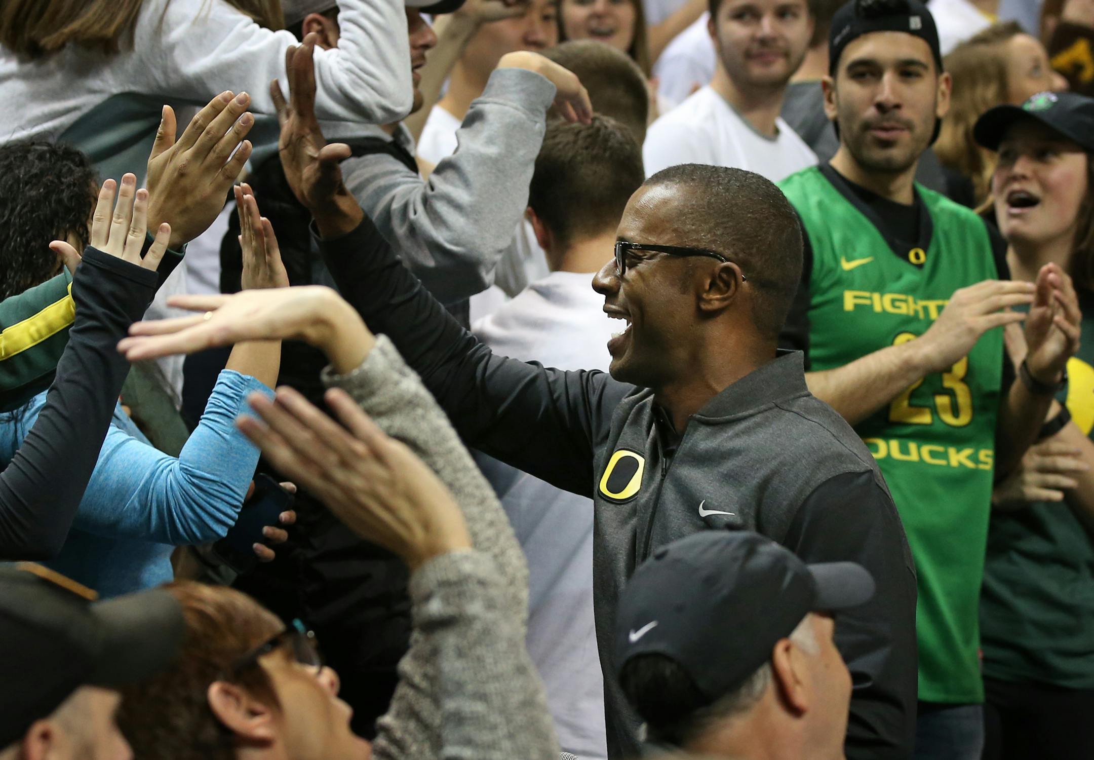 Successful at South Florida, Willie Taggart, 40, takes over at Oregon.