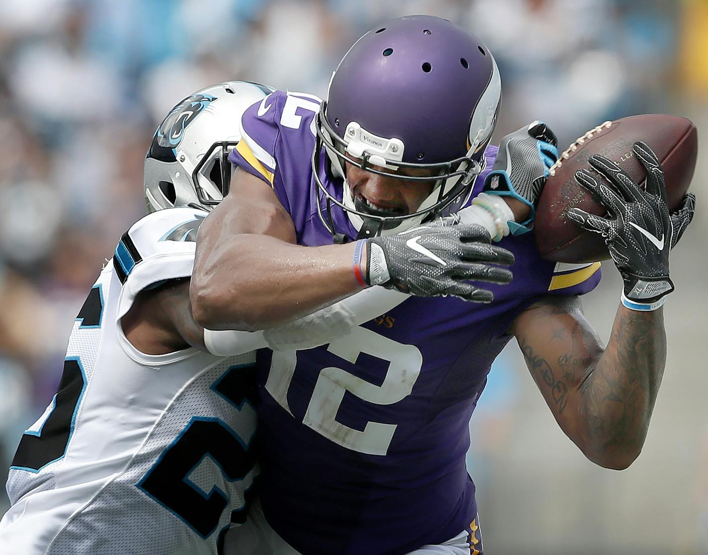 Daryl Worley (26) broke up a pass intended for Charles Johnson (12) in the second quarter. ] CARLOS GONZALEZ cgonzalez@startribune.com - September 25, 2016, Charlotte, NC, Bank of America Stadium, NFL, Minnesota Vikings vs. Carolina Panthers