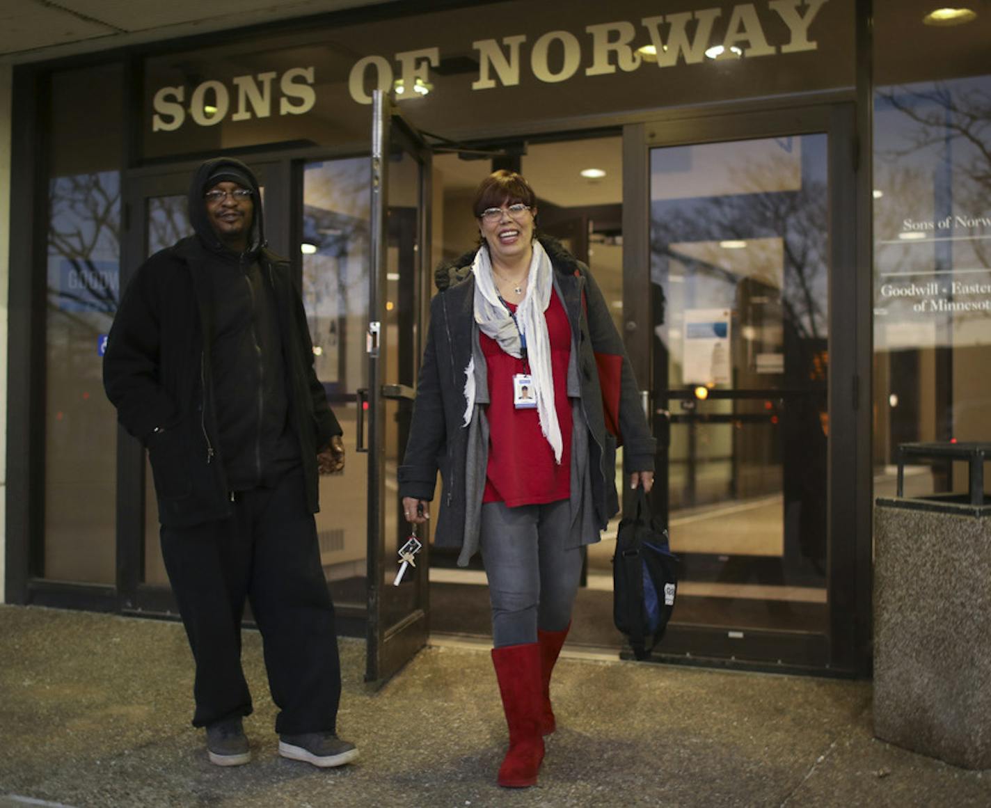 Donzell Varnado, seen with counselor Cynthia Jackson, received job counseling in 2017 through a program administered via Goodwill-Easter Seals Minnesota.