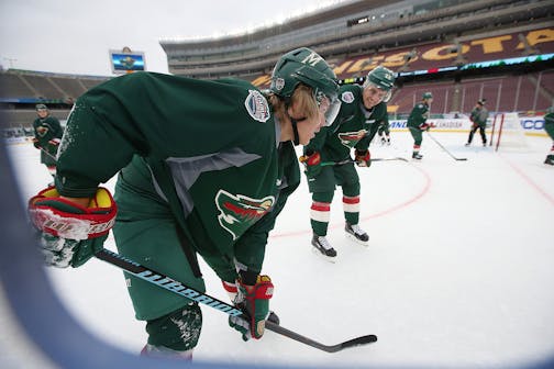 Elizabeth Flores/Star Tribune
Mikael Granlund, left, and Nino Niederreiter at the Stadium Series game in 2016.