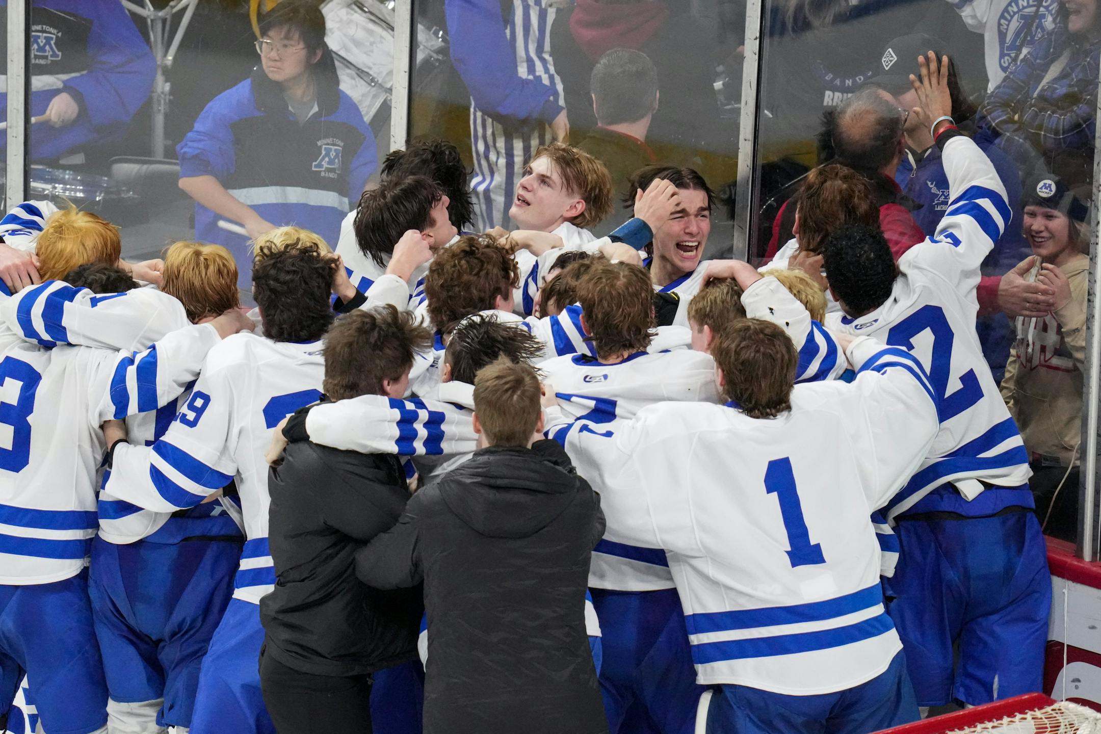 Minnetonka wins over Edina for the 2A boys hockey championship.