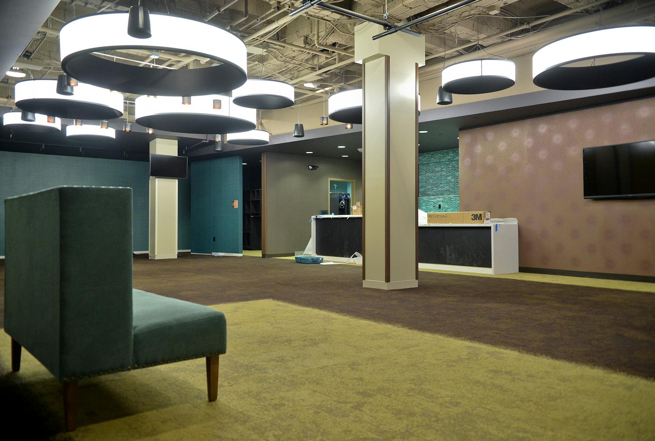 Park Square Theatre's new Andy Boss Thrust Stage features a lobby space, complete with full-bar service in January 2015. The space will be complete with high top tables and assorted seating throughout the area. ] (SPECIAL TO THE STAR TRIBUNE/BRE McGEE) **Park Square Theatre's Andy Boss Thrust Stage