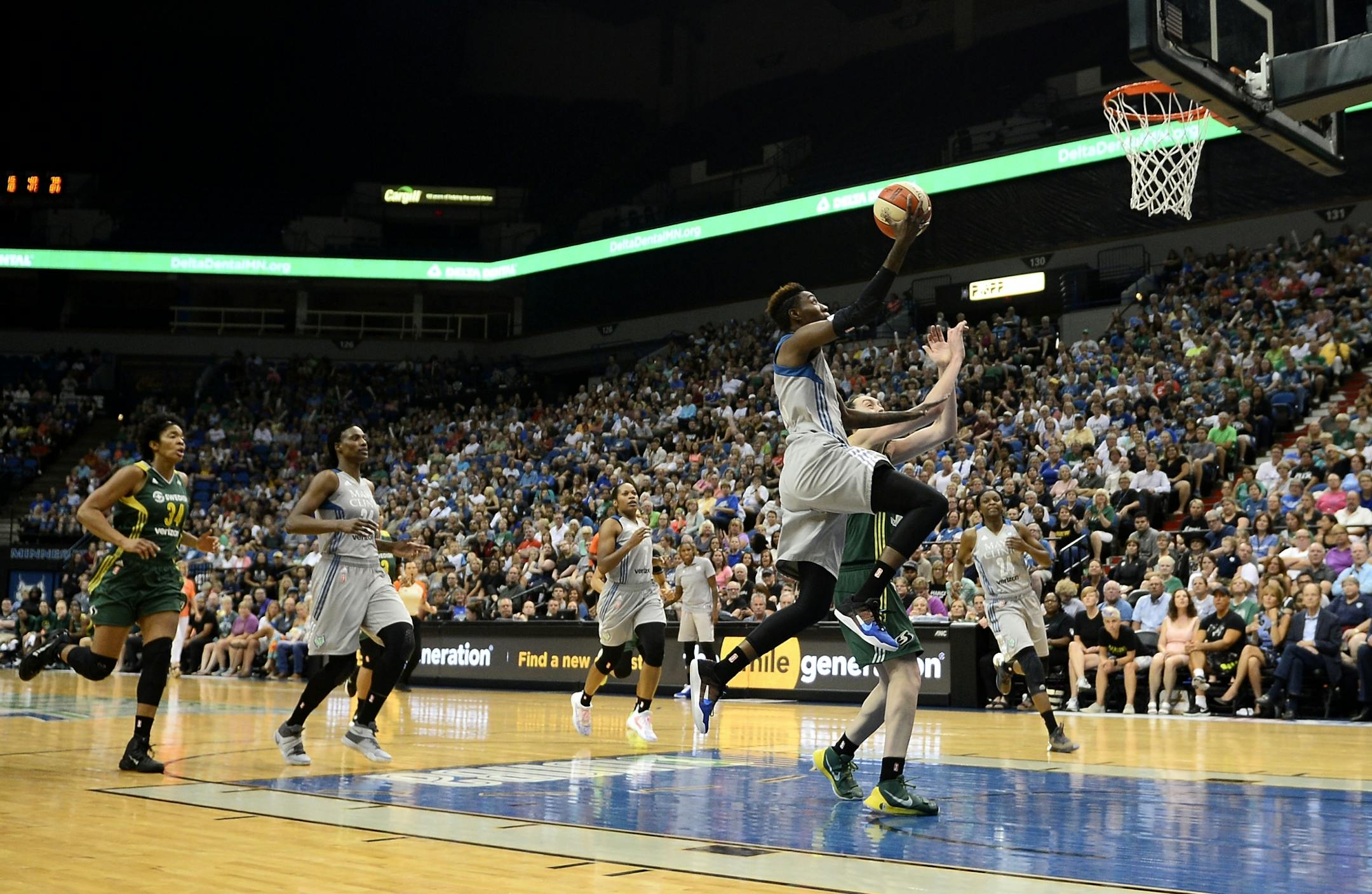 Minnesota Lynx forward Natasha Howard (3) scored a layup in the third quarter Friday.