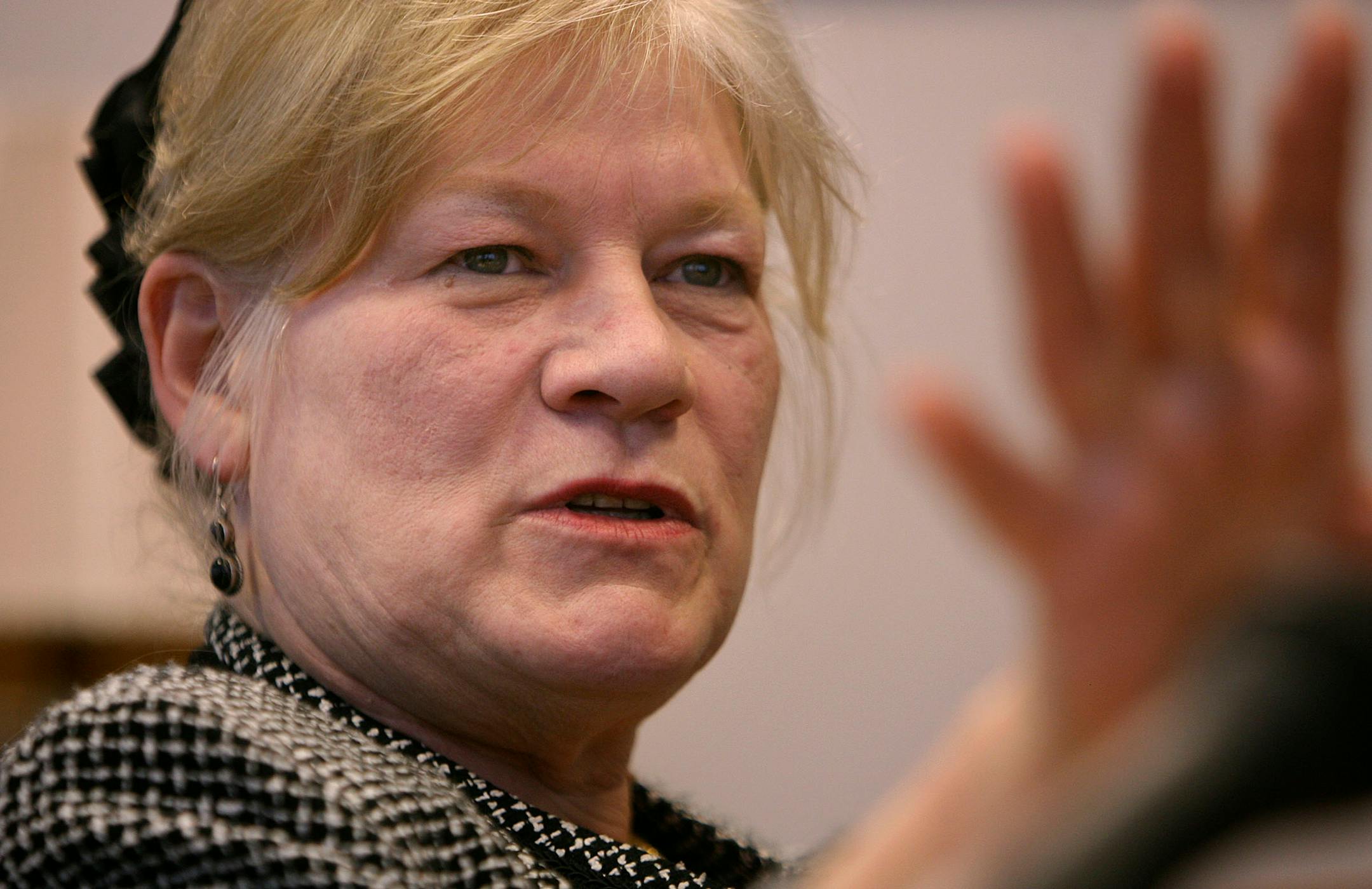 Carol Molnau