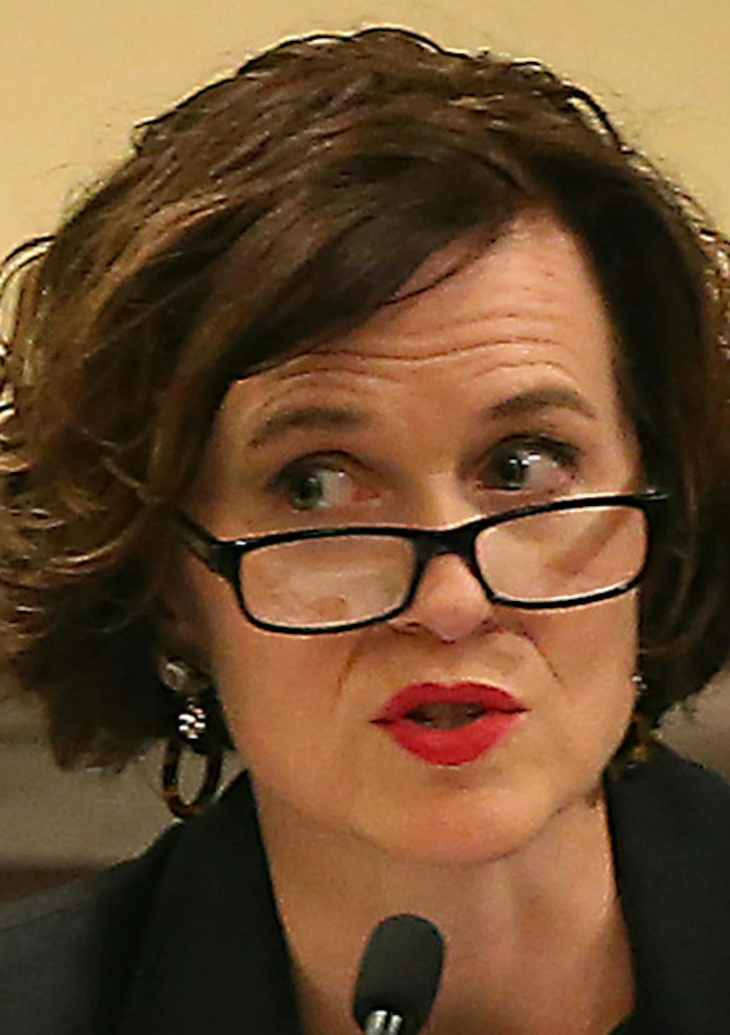 Minneapolis Mayor Betsy Hodges addressed City Council members during the reappointment of Chief of Police Janee Harteau during a City Council Committee meeting at City Hall, Wednesday, February 10, 2016 in Minneapolis, MN. ] (ELIZABETH FLORES/STAR TRIBUNE) ELIZABETH FLORES &#x2022; eflores@startribune.com