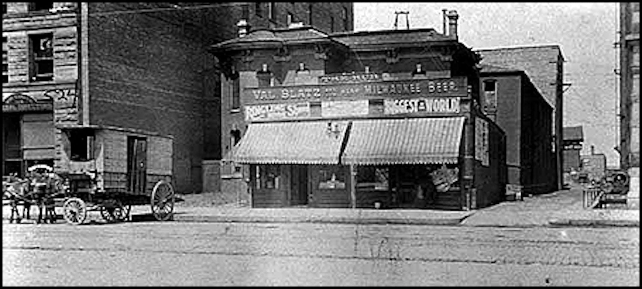 The Hub Bar, Minneapolis, in about 1898
