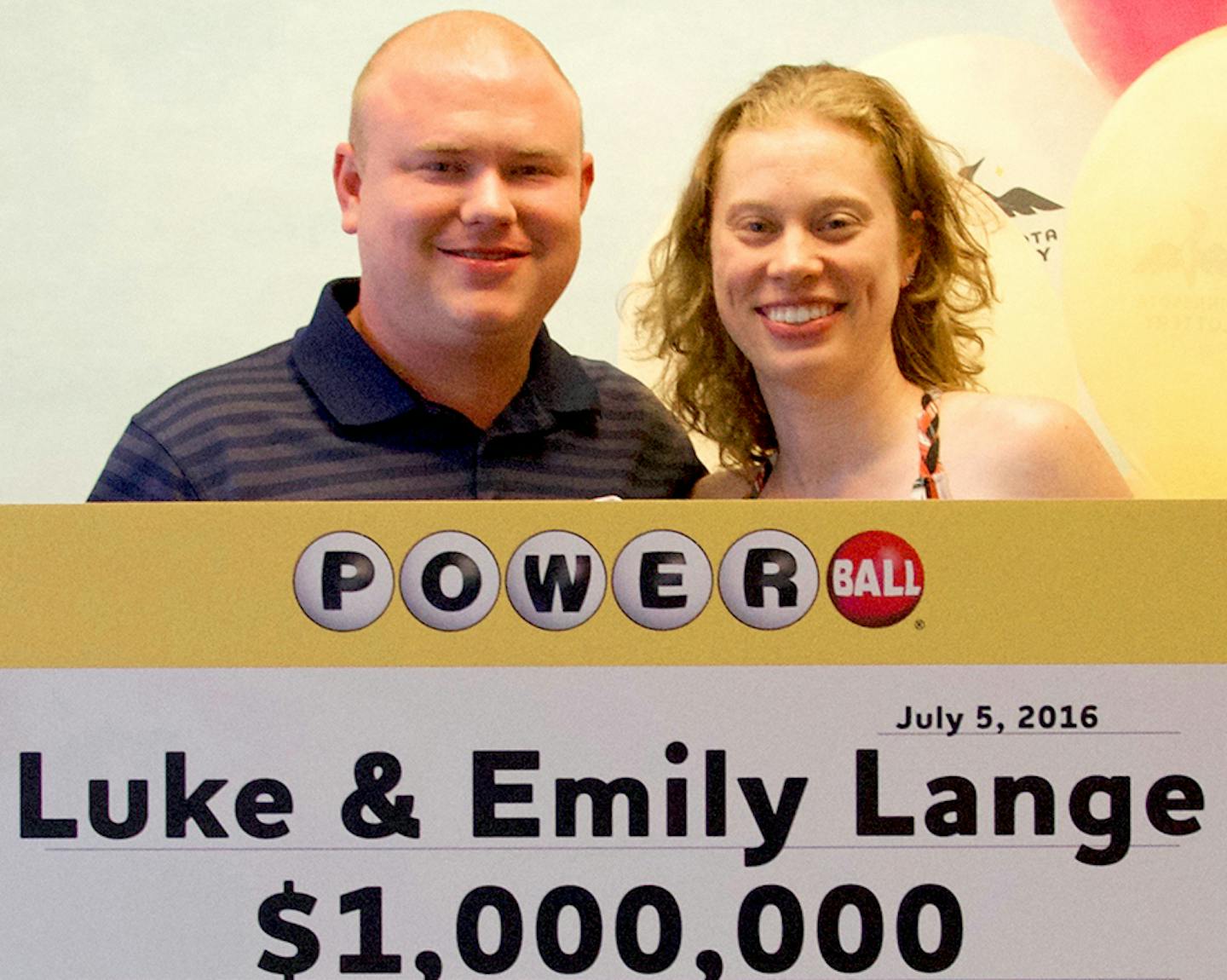 Luke and Emily Lange of Eagan won a $1 million Powerball prize.