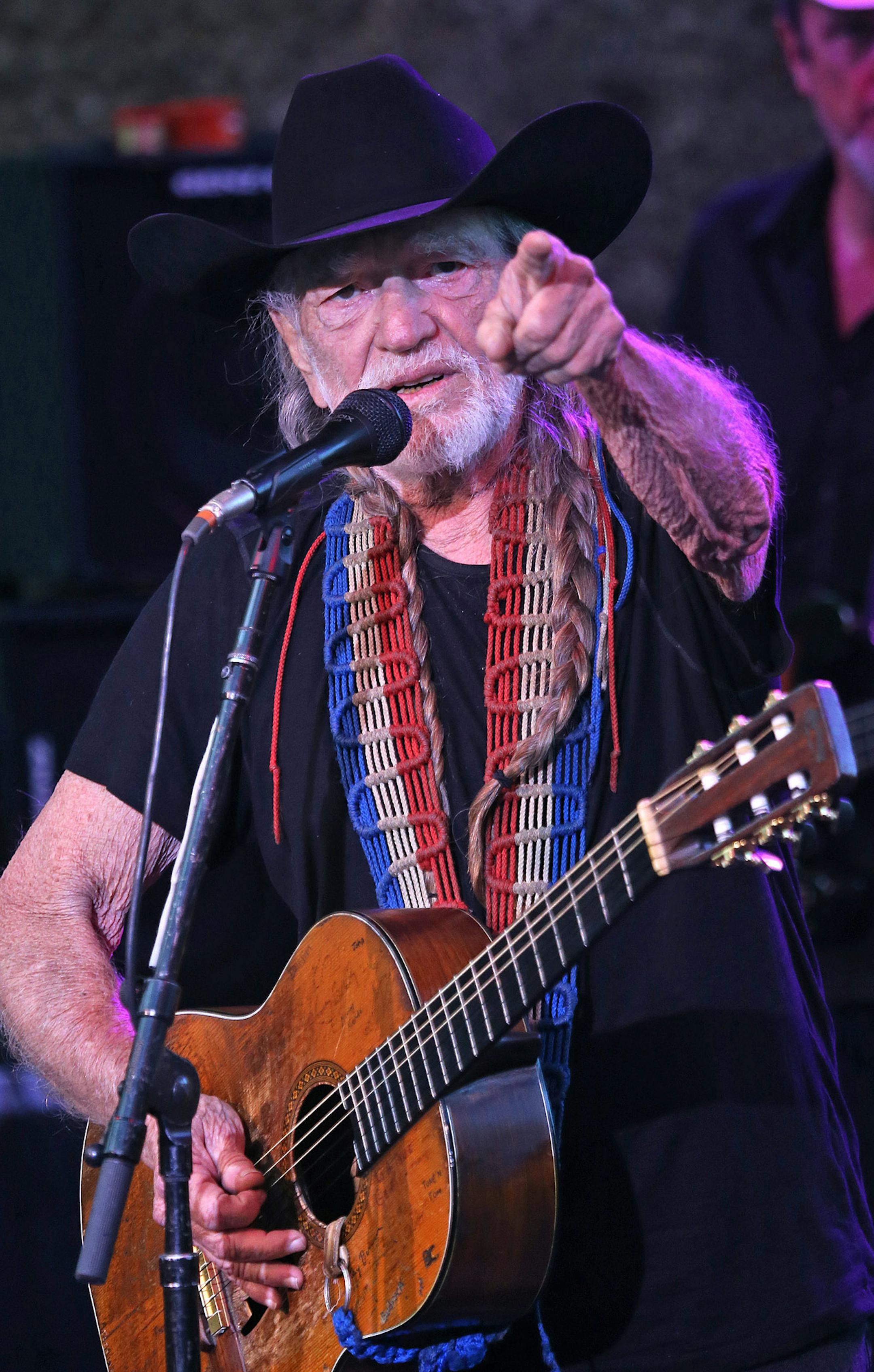 The Willie Nelson and Family played the Weesner Family Amphitheater, Apple Valley, MN, at the Minnesota Zoo Tuesday night to a sold-out crowd braving the 90 plus heat. ] TOM WALLACE tom.wallace@startribune.com ASSIGNMENT #20029772A SLUG/SAXO# 557073 willie 071713 EXTRA INFORMATION: review of Willie Nelson, 80, in his debut at MN Zoo