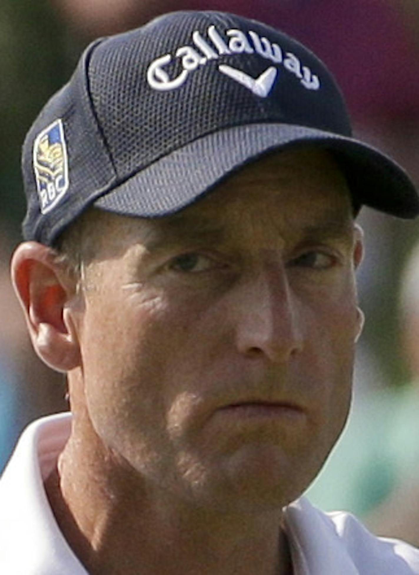 Jim Furyk reacts after making a birdie putt on the 17th hole during the final round of the U.S. Open golf championship at Oakmont Country Club on Sunday, June 19, 2016, in Oakmont, Pa. (AP Photo/Gene J. Puskar) ORG XMIT: PACC194