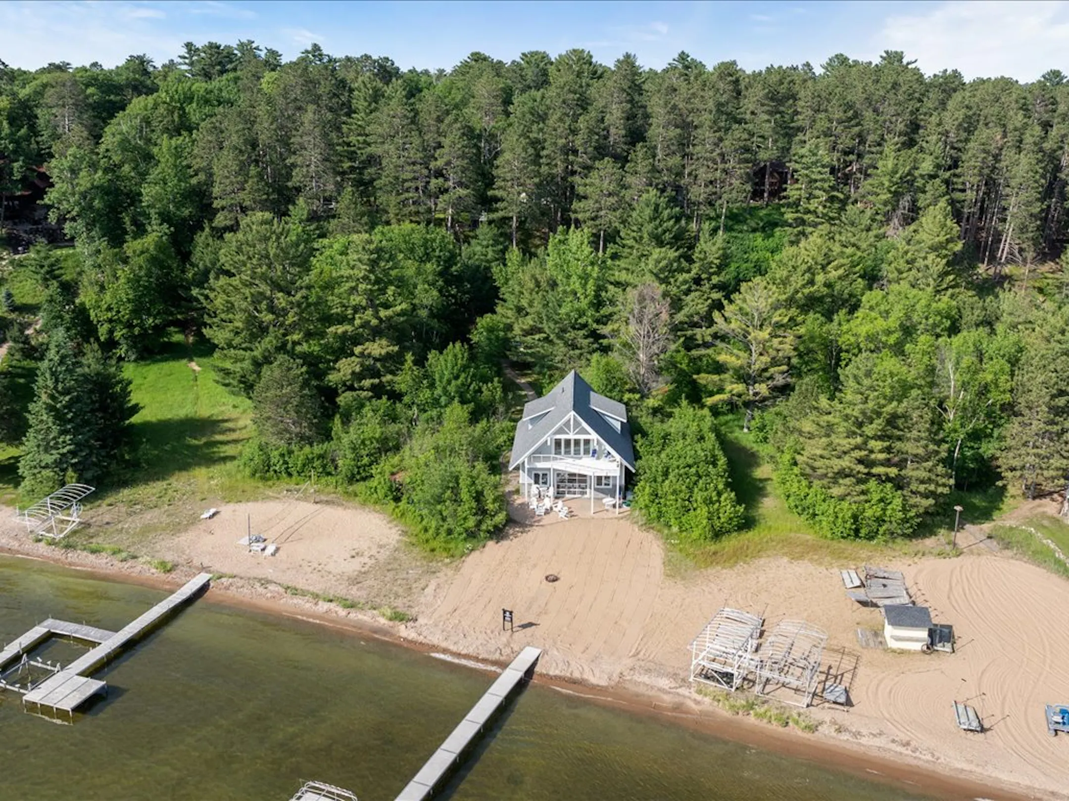 Minnesota beach house and lake home listed at $3.5M