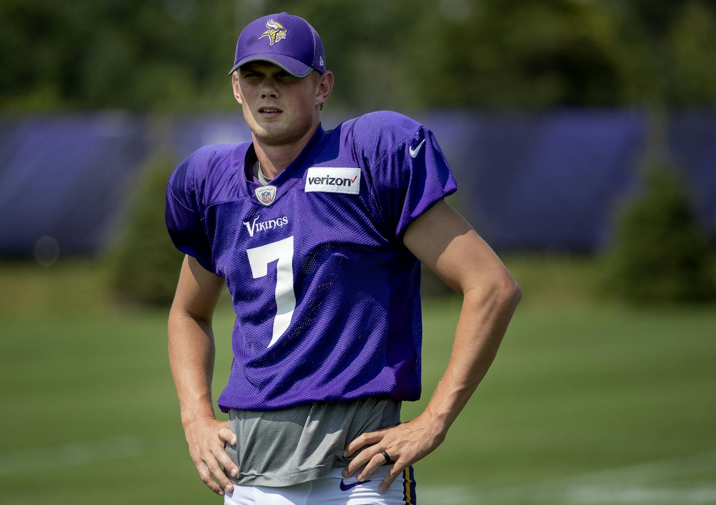 Minnesota Vikings kicker Daniel Carlson (7).