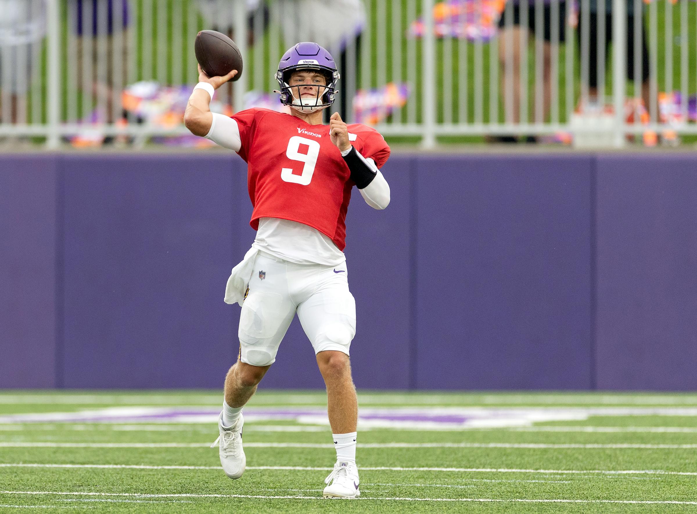 Minnesota Vikings plan to play QB J.J. McCarthy in Saturday preseason opener vs. Houston Texans