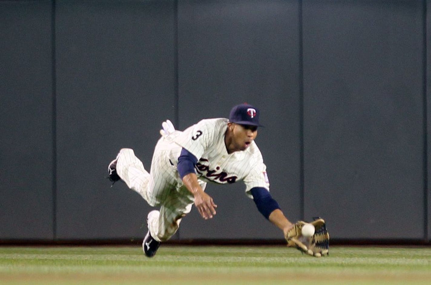 Twins outfielder Ben Revere