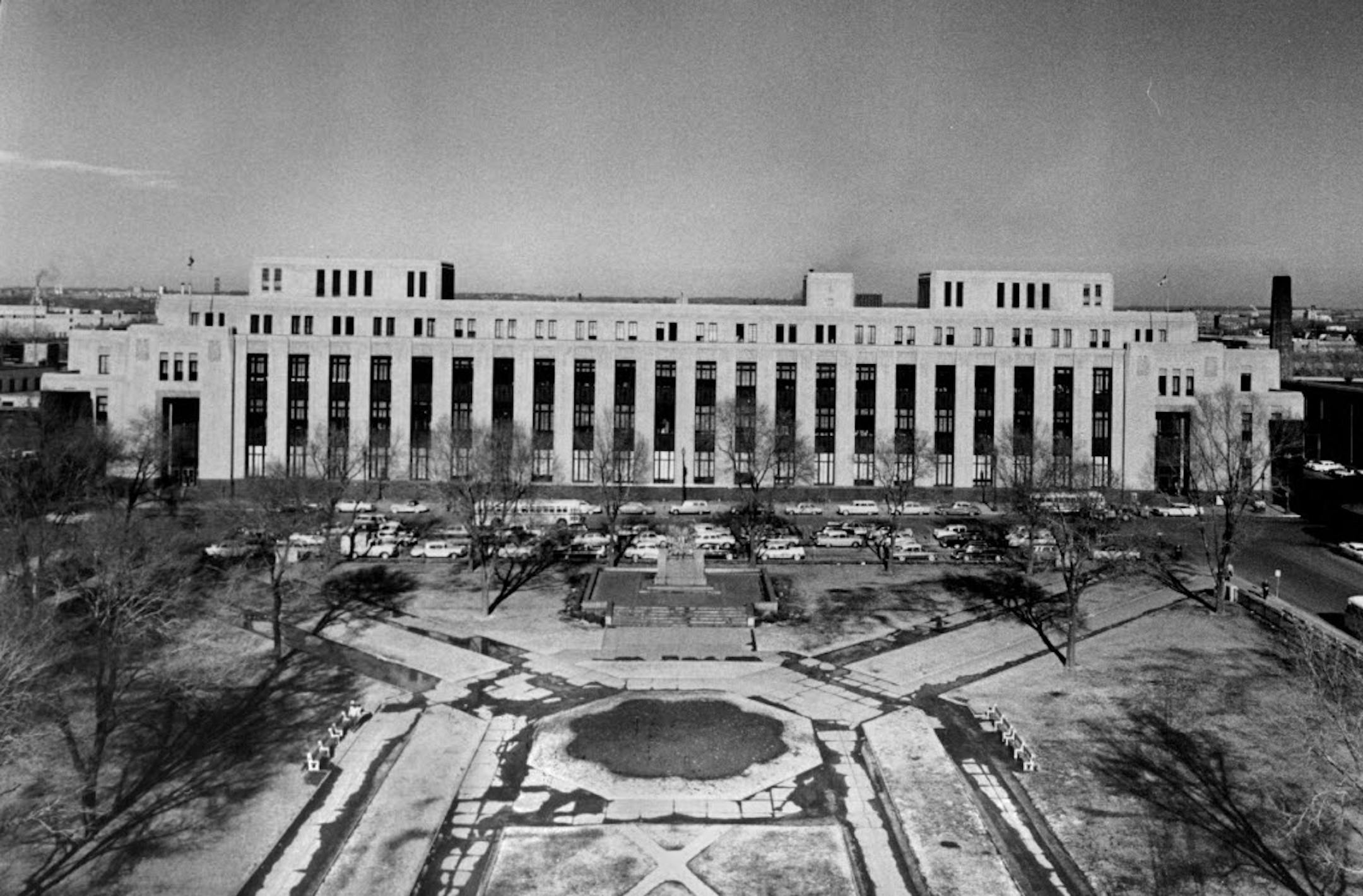 Streetscapes 11/21/15 - As Minneapolis landmarks met the wrecking ball in the late 1950s, one of the city's leading historians proposed moving some of the most prominent historical artifacts in a "Park for Posterity" at Washburn-Fair Oaks- by Eric Roper