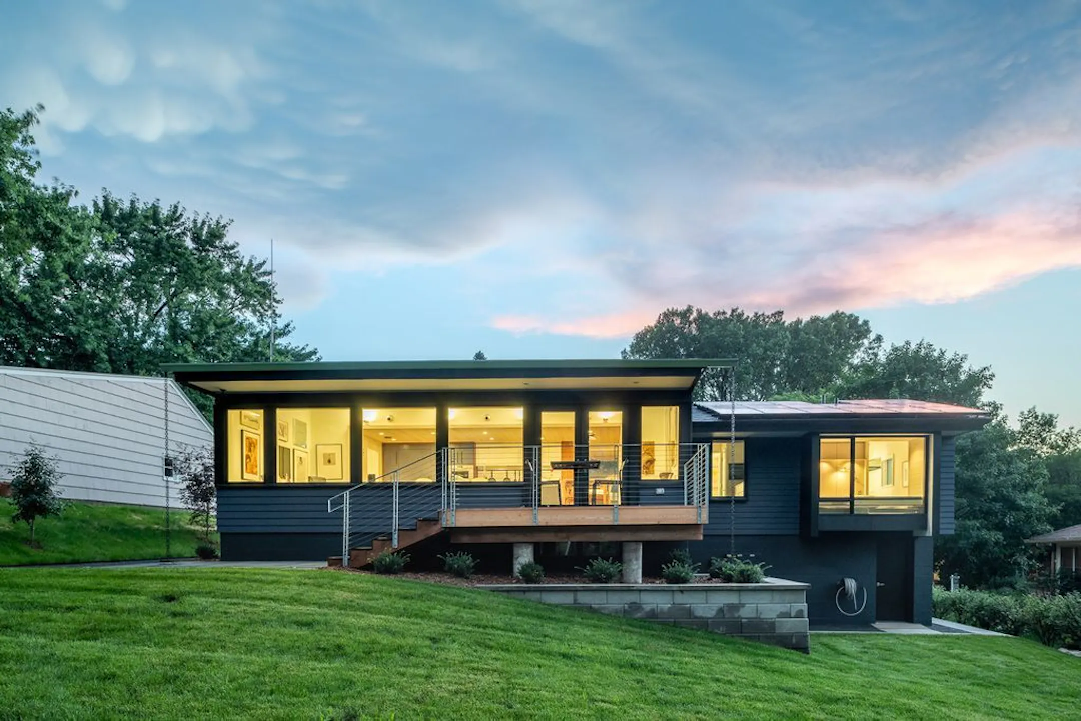 '60s split-level in Golden Valley is transformed into modern dream home