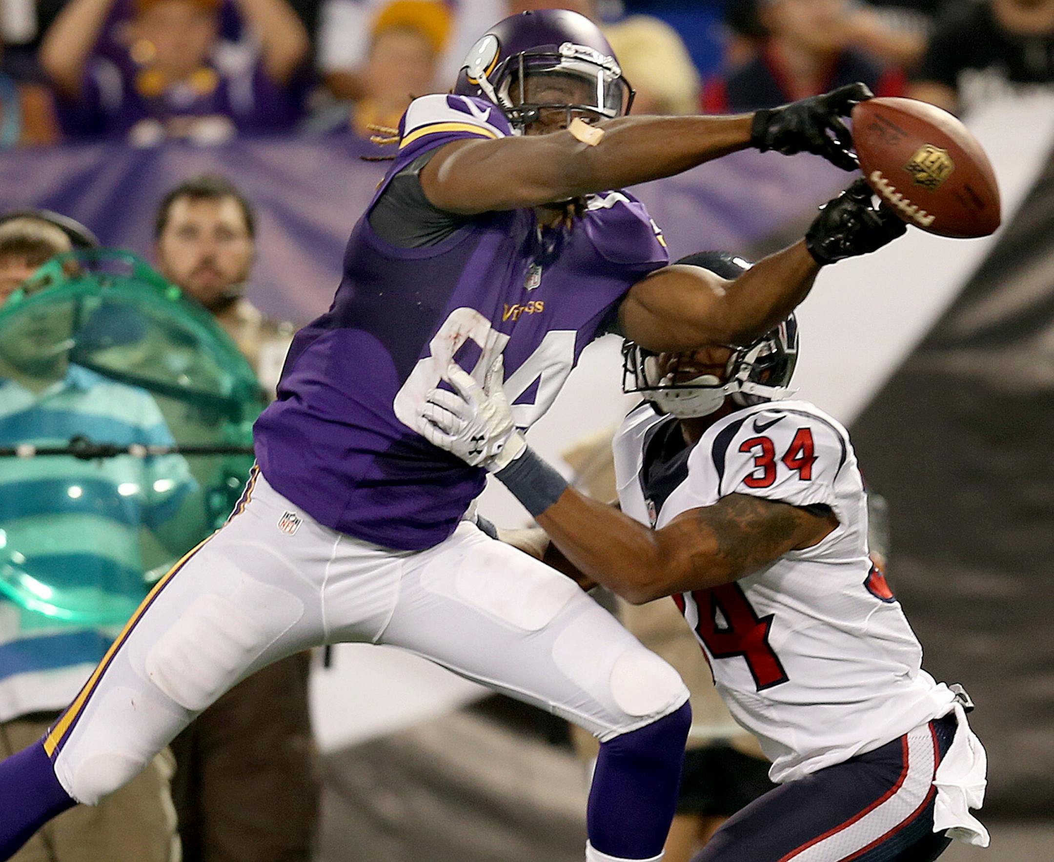 Vikings Cordarrelle Patterson could not make the catch as Texans A.J. Bouye played tight defense during the second quarter as the Vikings took on the Houston Texans in a pre-season game at Mall of America Field, Friday, August 9, 2013 in Minneapolis, MN. (ELIZABETH FLORES/STAR TRIBUNE) ELIZABETH FLORES • eflores@startribune.com