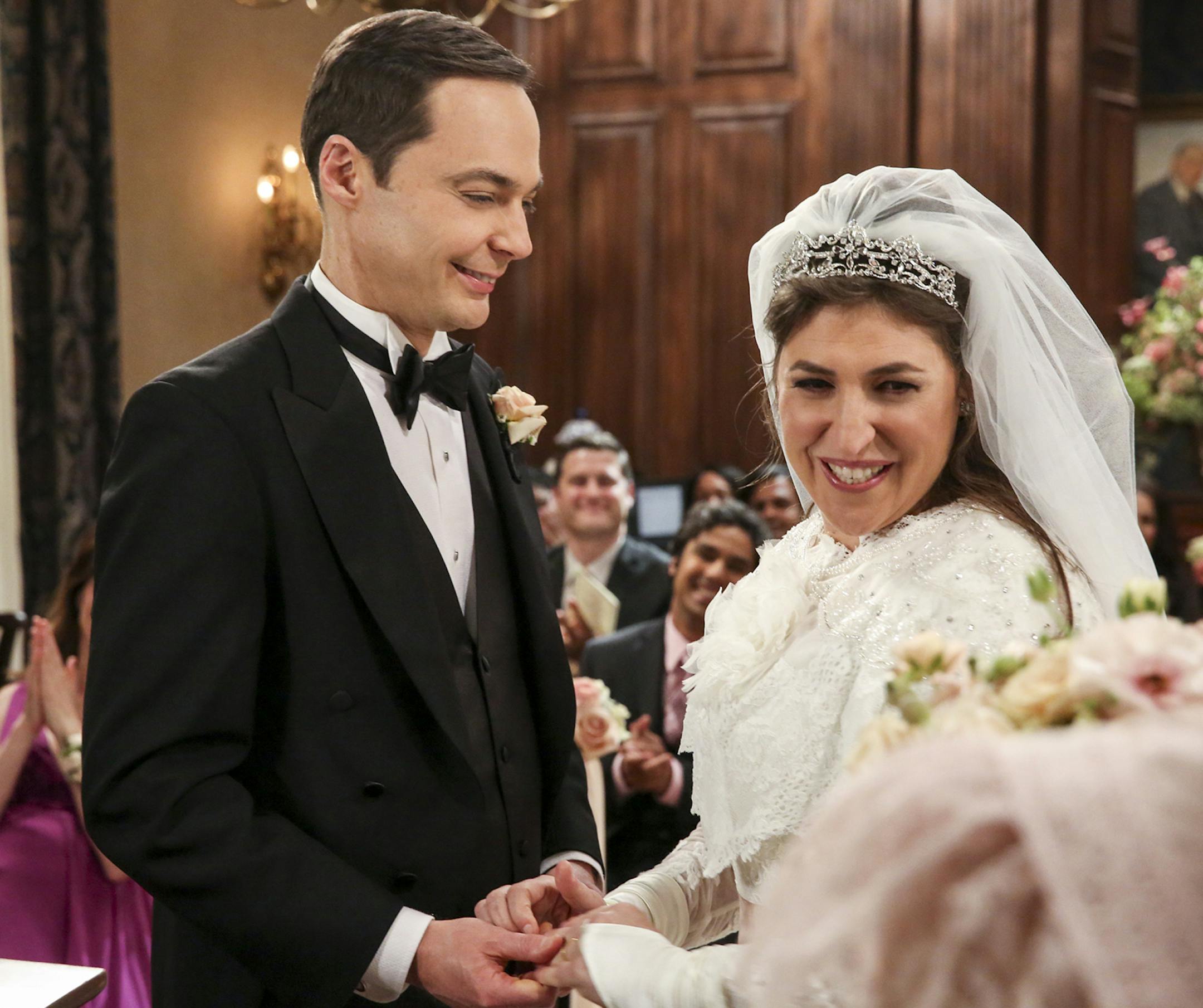 Jim Parsons and Mayim Bialik in "The Big Bang Theory."