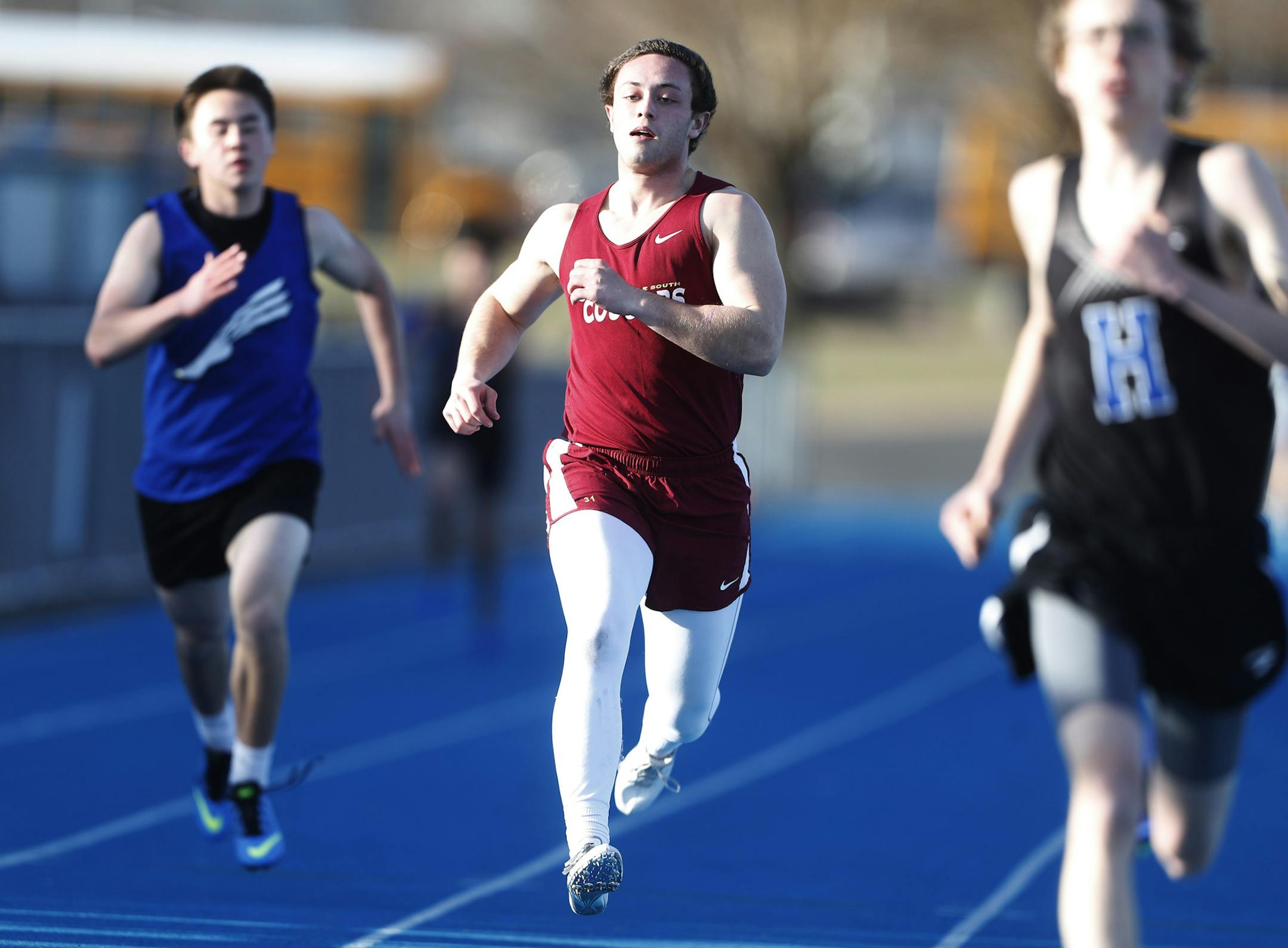 Lakeville South's Mitchell Jacobson competed in the 200 meter dash during the triangular meet at Eastveiw High School Tuesday April 4, 2017 in Apple Valley, MN.] JERRY HOLT ï jerry.holt@startribune.com