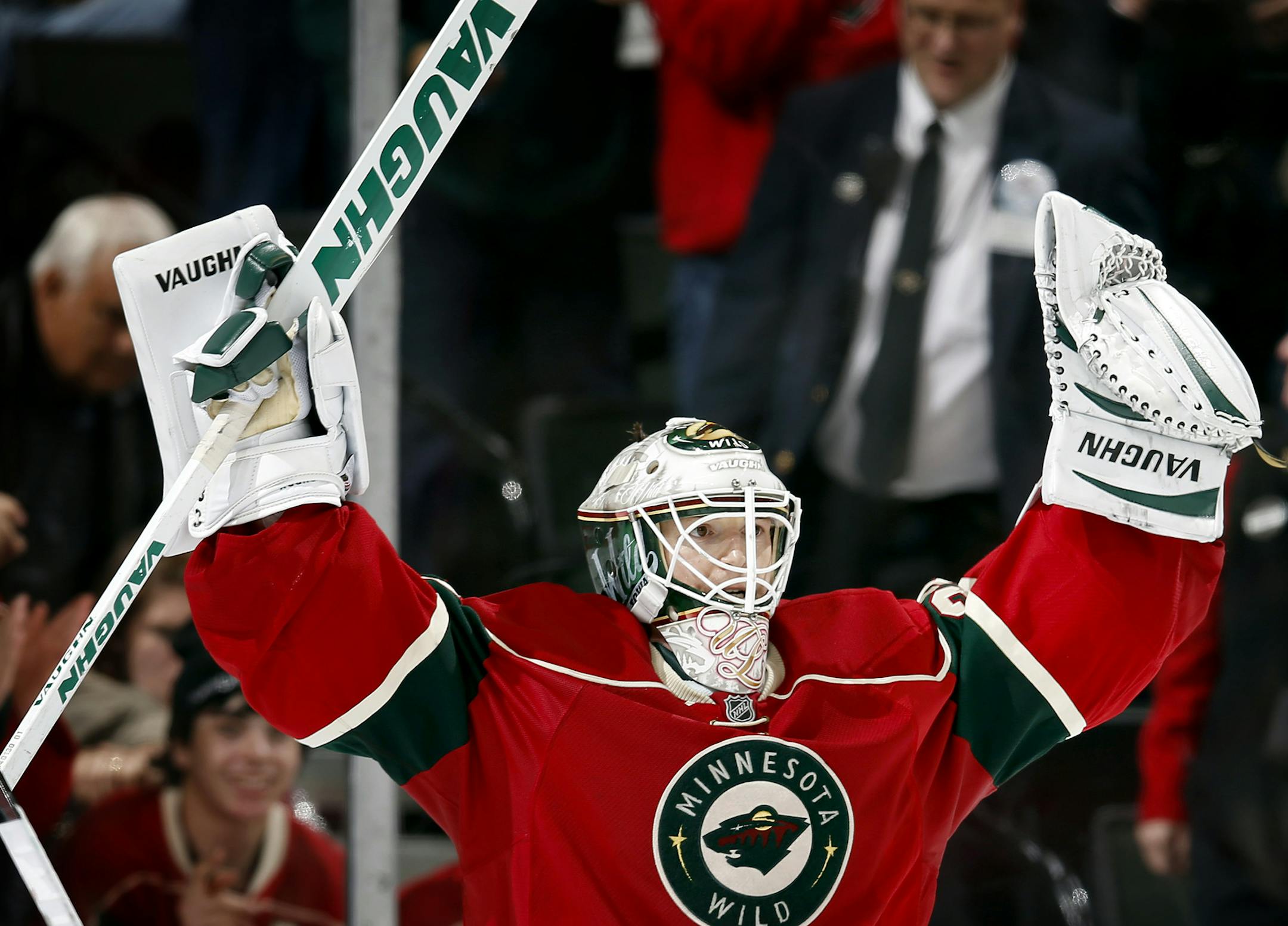 The Wild has brought back goalie John Curry, the Shorewood native who backed up several games late in the season, including in the postseason.