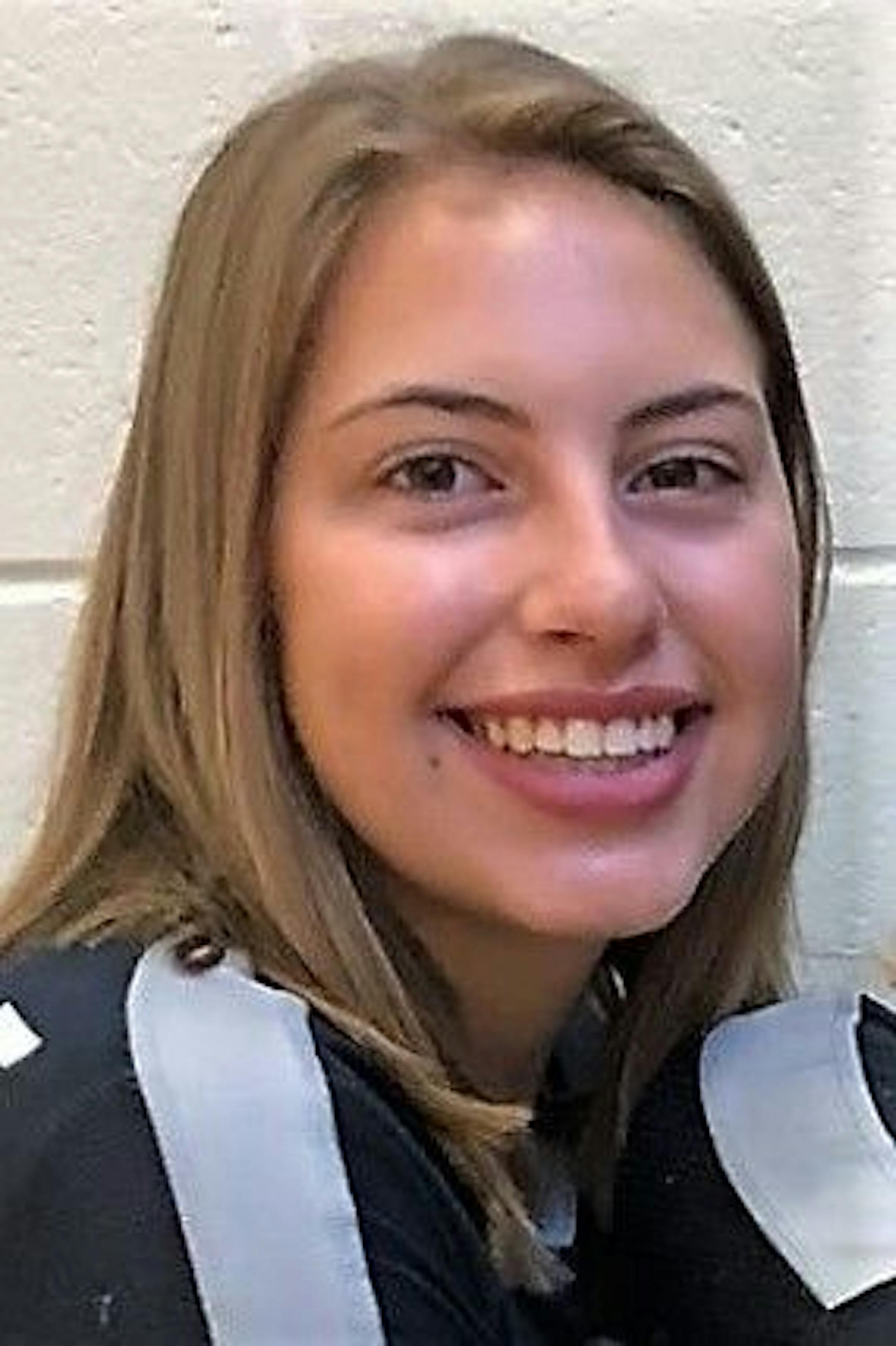Berit Flagstad, Roseville volleyball, 2018-19