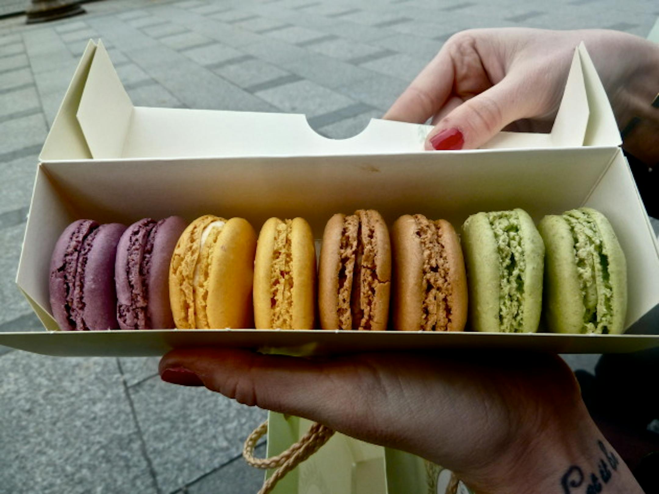 blackcurrant, citron, coffee, and pistachio....YUM.