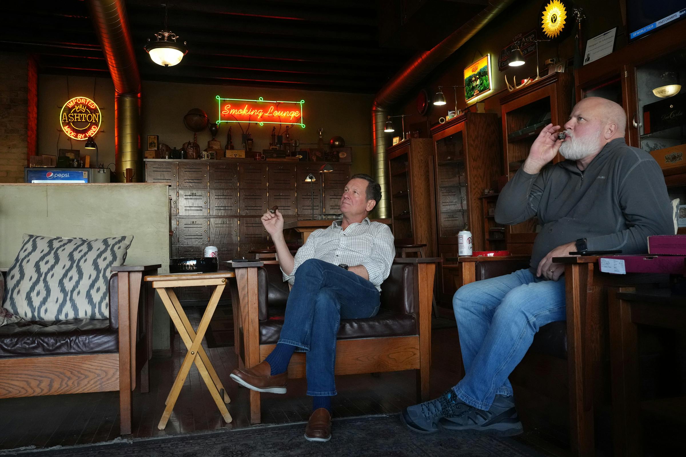Minneapolis wants to take the 'lounge' out of its last cigar lounge