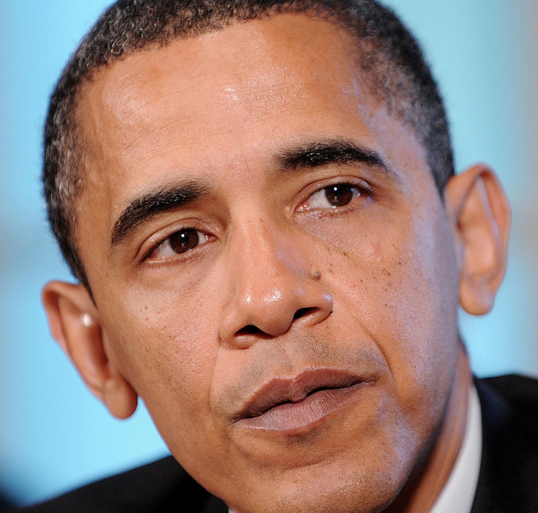 President Barack Obama meets with House and Senate Democratic and Republican leaders to discuss the legislative agenda and the oil spill in the cabinet room of the White House in Washington, DC, June 10, 2010. (Olivier Douliery/Abaca Press/MCT)