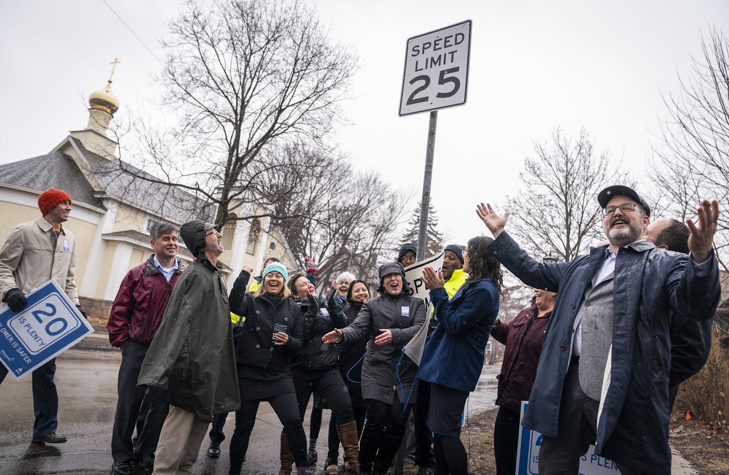 Minneapolis and St. Paul officials unveiled the new speed limit sign of 25 MPH at the corner of Franklin Avenue & Emerald Street SE in St. Paul. ] LEILA NAVIDI &#x2022; leila.navidi@startribune.com BACKGROUND INFORMATION: Minneapolis and St. Paul officials announced new, lower speed limits on all city streets, as well as unveiling new speed limit signs, at the corner of Franklin Avenue & Emerald Street SE in St. Paul on Thursday, March 12, 2020.