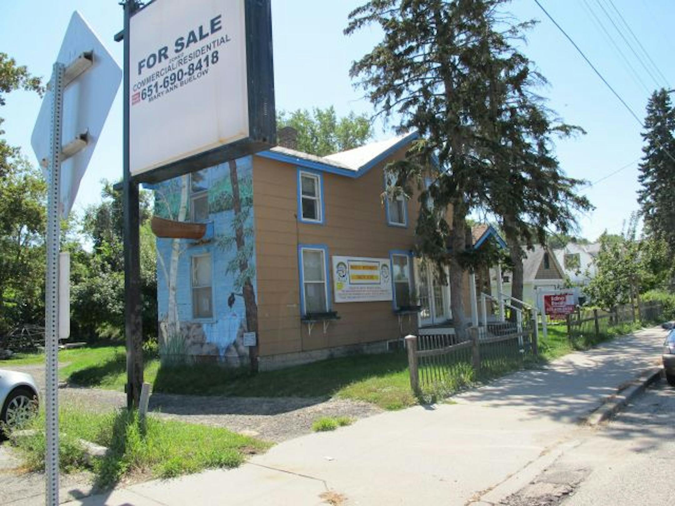 Mendota Dakota Communnity Center