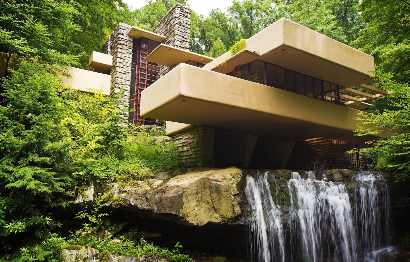 Matt Tolk SONY DSC Fallingwater by Frank Lloyd Wright, one of "10 Homes that Changed America"