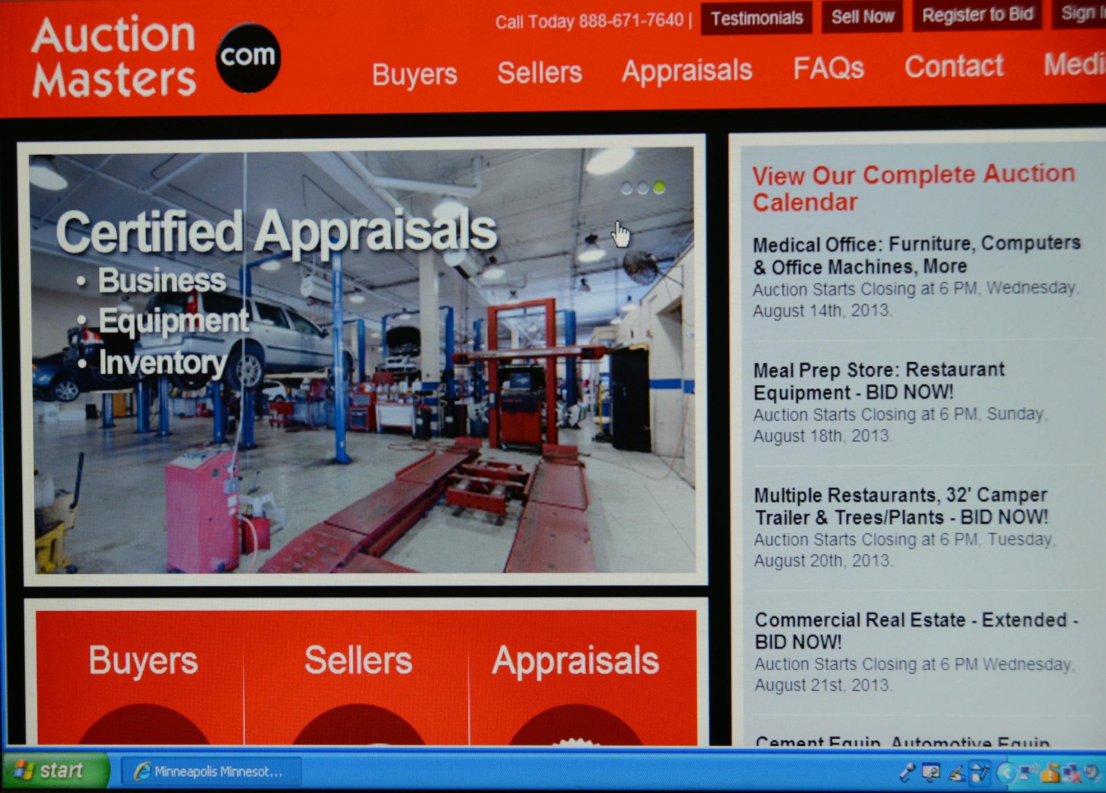 Greg Christian at Auction Masters in Maple Grove, Minn. on Thursday August 15, 2013 . Most of the stuff people buy is online from their web site. After buying people come to pick up at the auction site.] Richard.Sennott@startribune.com Richard Sennott/Star Tribune Maple Grove, Minnesota Thursday 8/15/13) ** (cq)