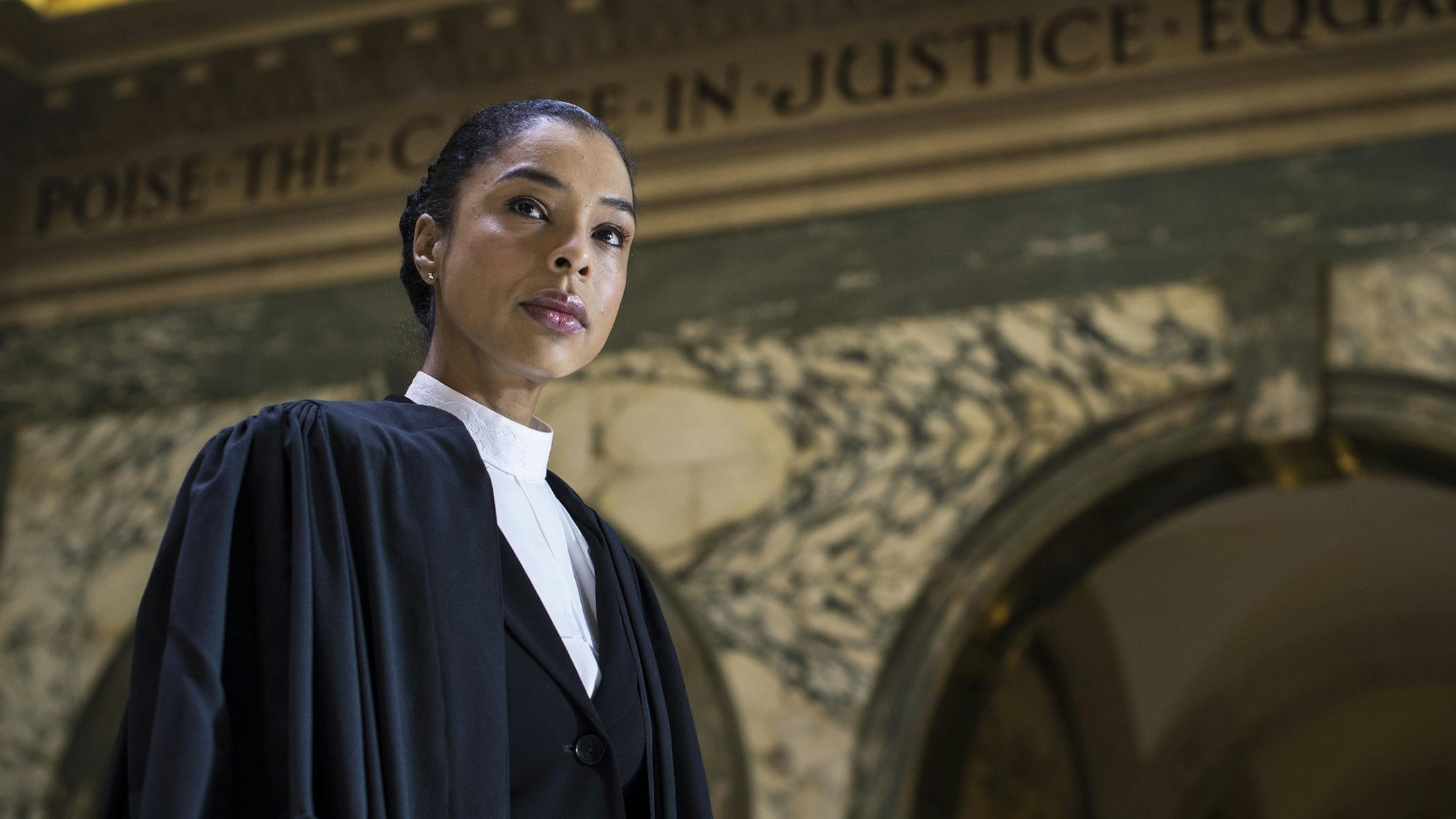 Sophie Okonedo as Maggie Gardner in "The Escape Artist"
