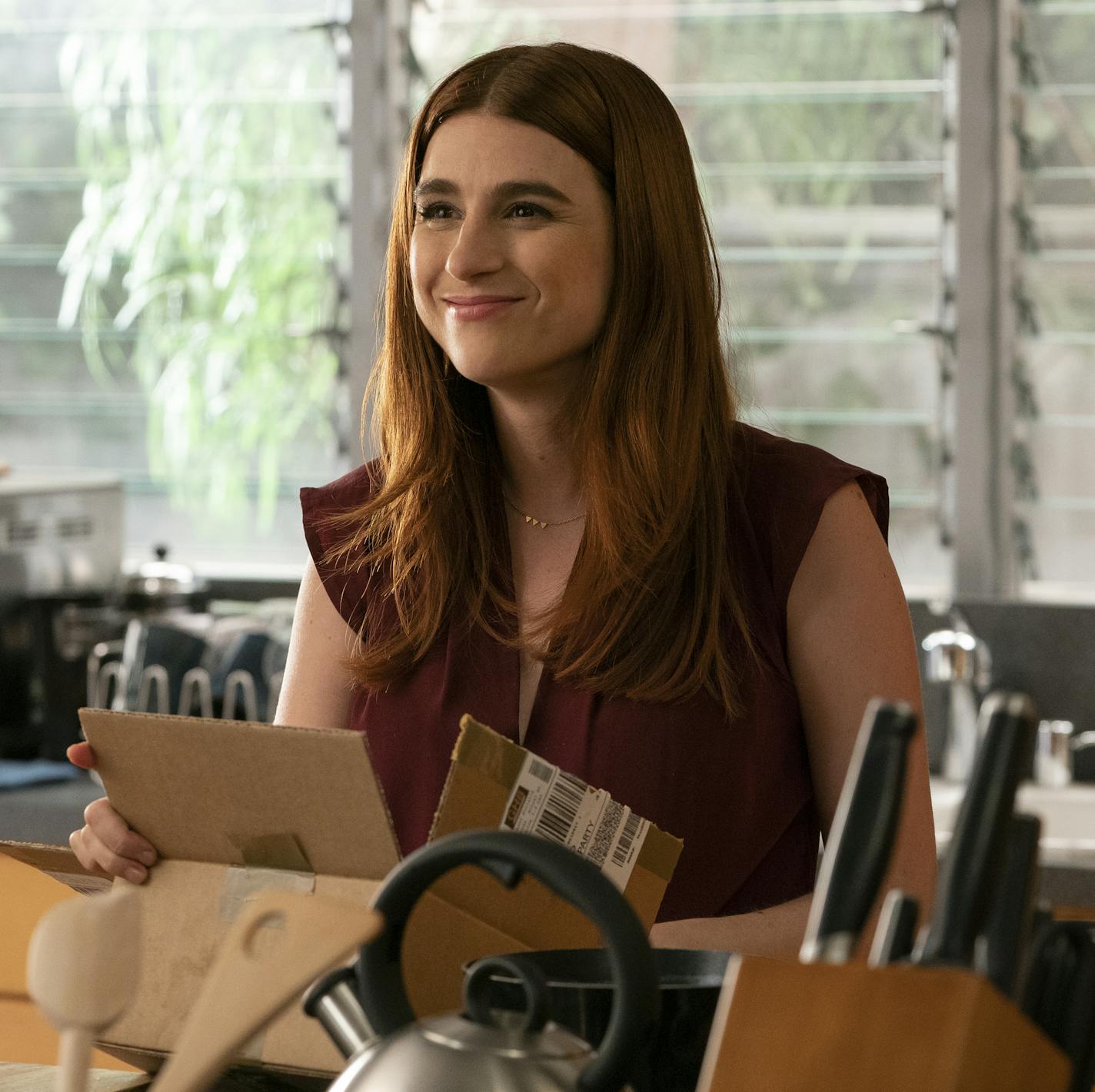 YOU'RE THE WORST -- "The Pin In My Grenade" - Season 5, Episode 2 (Airs January 16, 10:00 pm e/p) Pictured (l-r): Aya Cash as Gretchen. CR: Byron Cohen/FXX