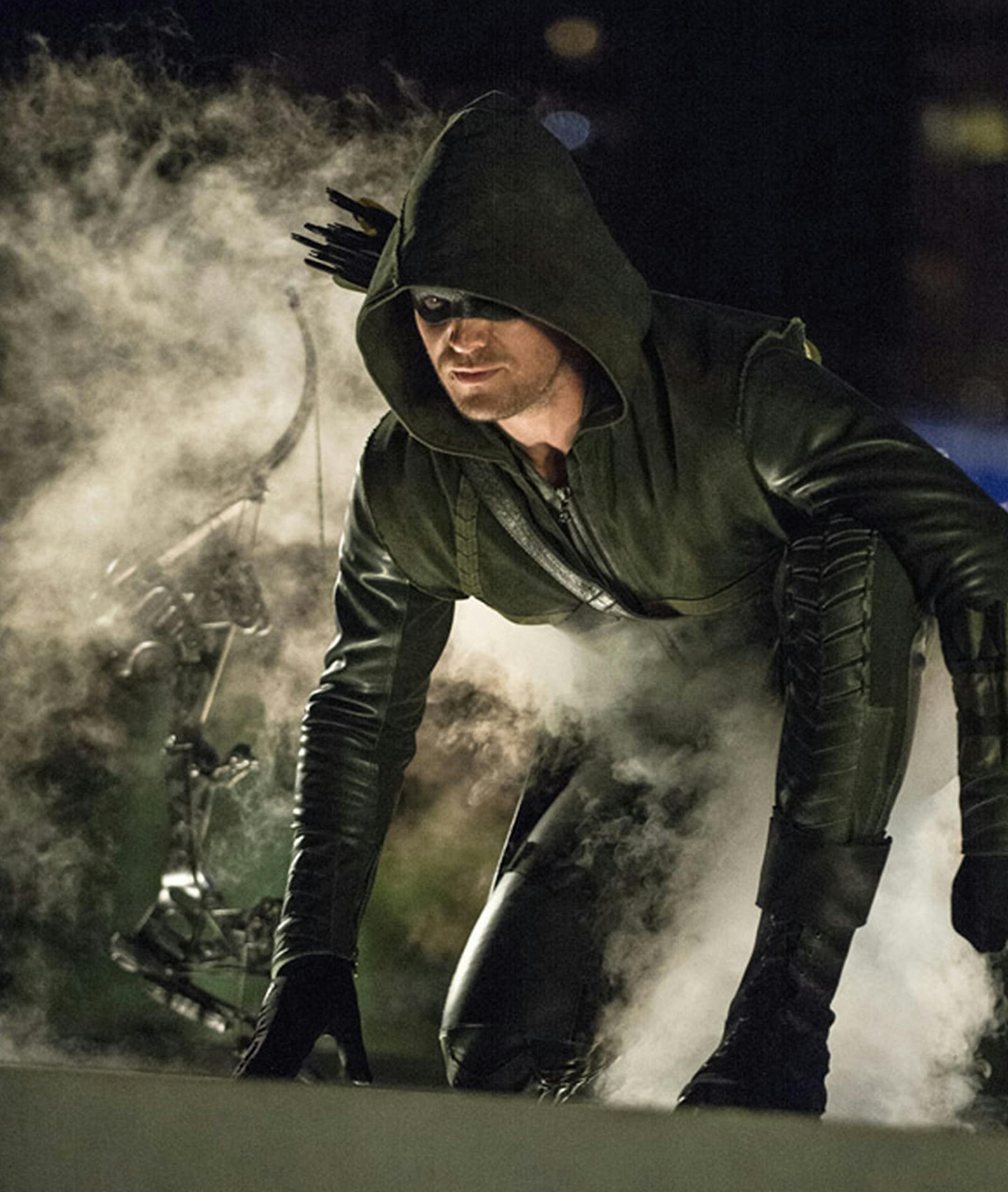 Stephen Arnell plays Starling City's heroic vigilante in "Arrow," whose third season premieres Oct. 8. (Photo courtesy Warner Bros. Worldwide Television Marketing/MCT) ORG XMIT: 1158057