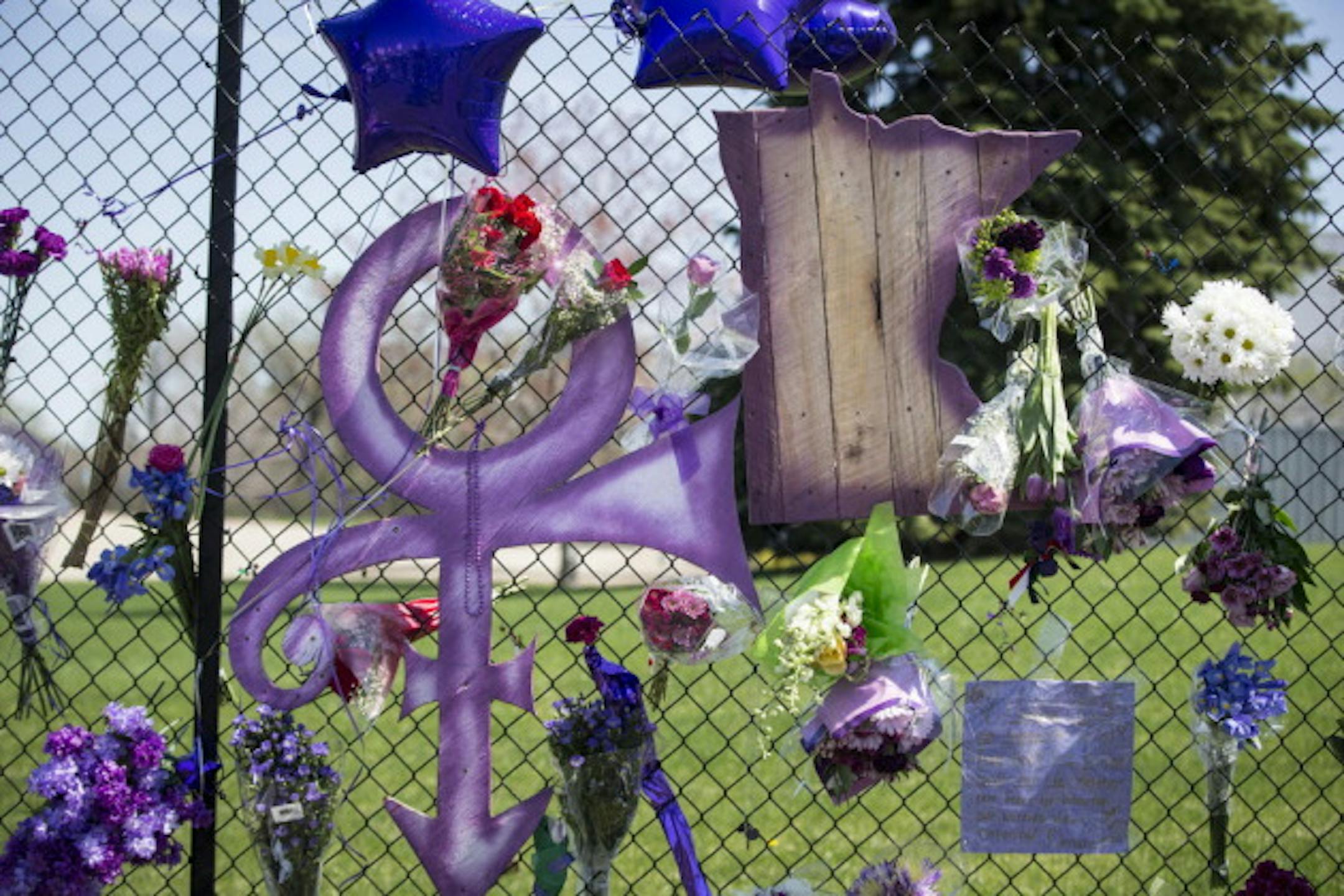 Paisley Park fence, May 2016/ Star Tribune photo by Renee Jones Schneider