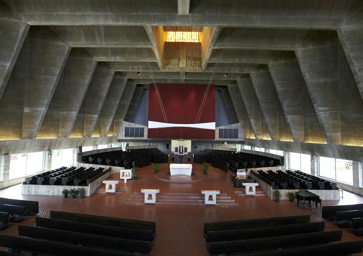 St Johns abbey - Marcel Bruer - interior of church