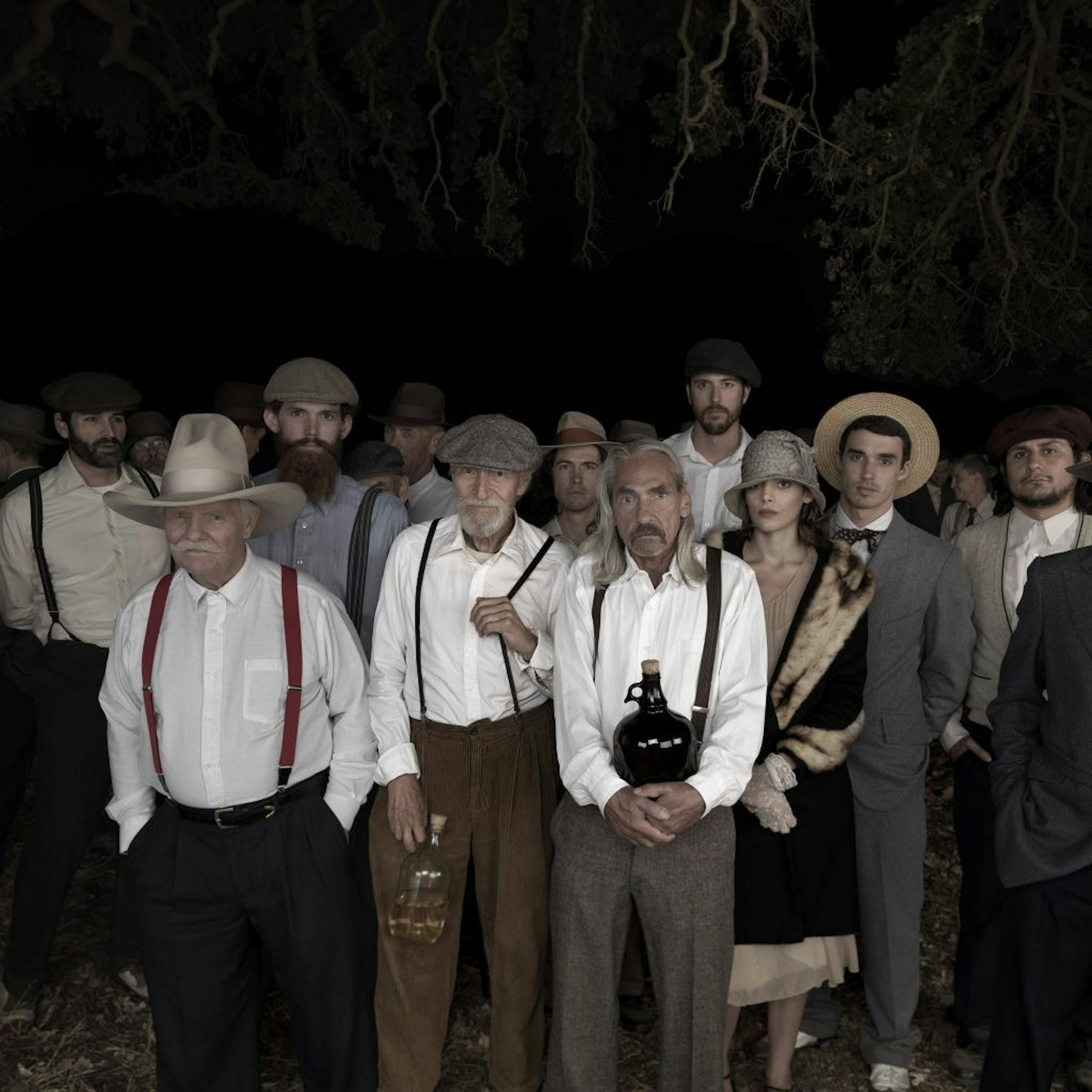 3. Facing the Crowd, 2015 Chromogenic print 30 x 38� Courtesy of the artist and Luis De Jesus, Los Angeles