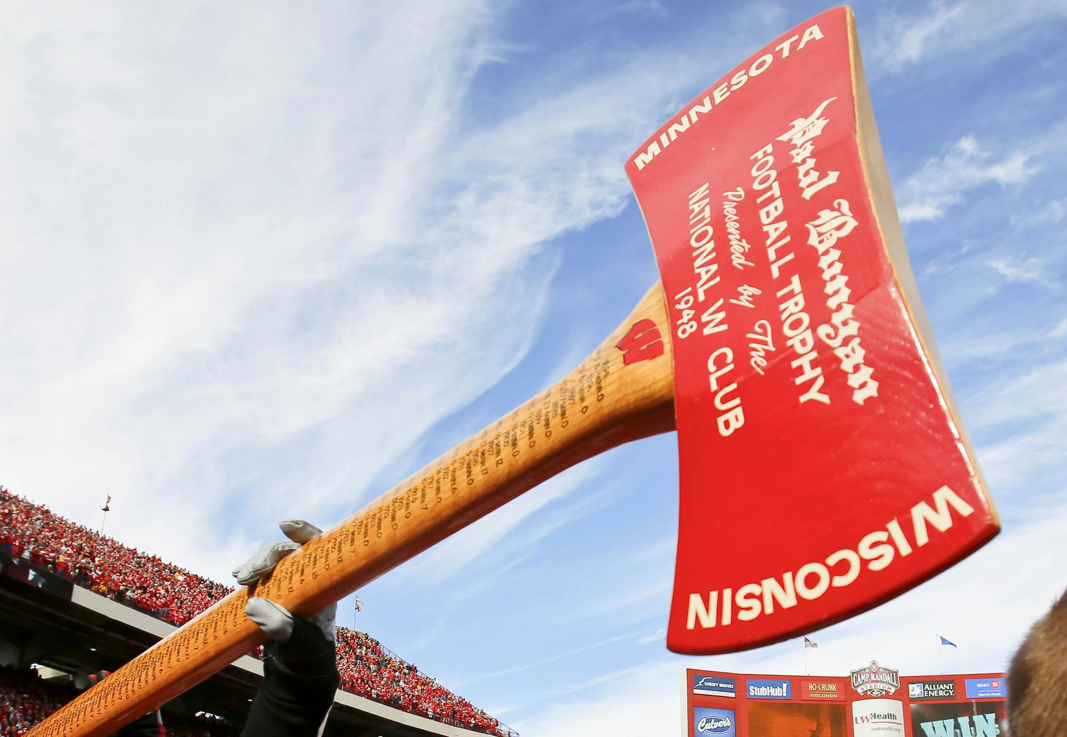 According to a sampling of readers, the Gophers have the fight but not the firepower to bring Paul Bunyan’s coveted Axe and a division championship back to Minnesota.