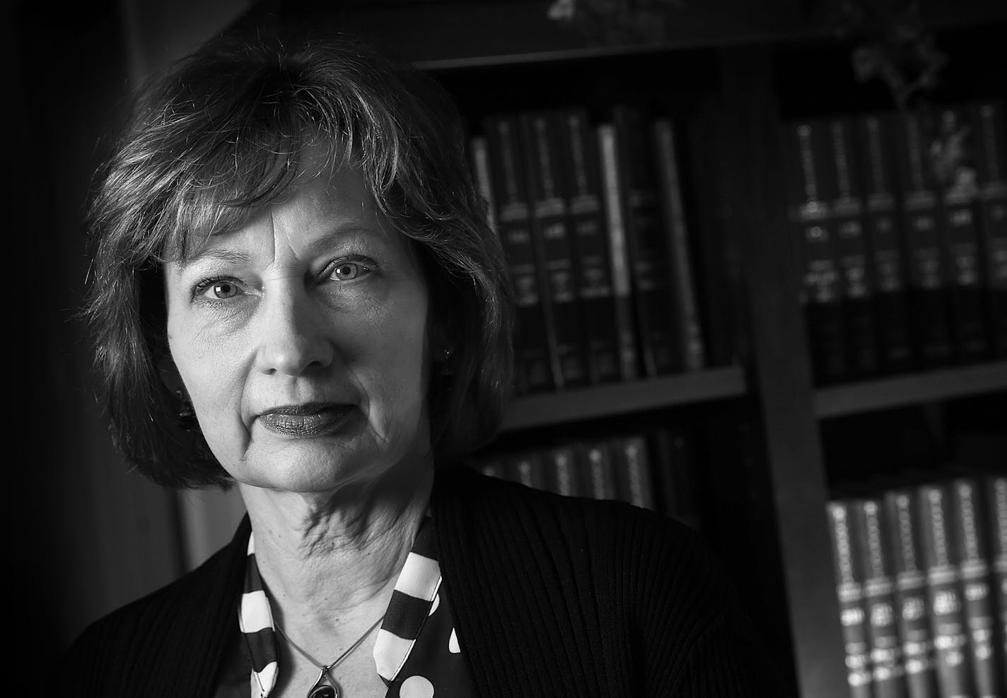 Suzanne Pontinen leads the nonprofit Volunteer Lawyers Network, which has provided legal services to low-income residents for 50 years.