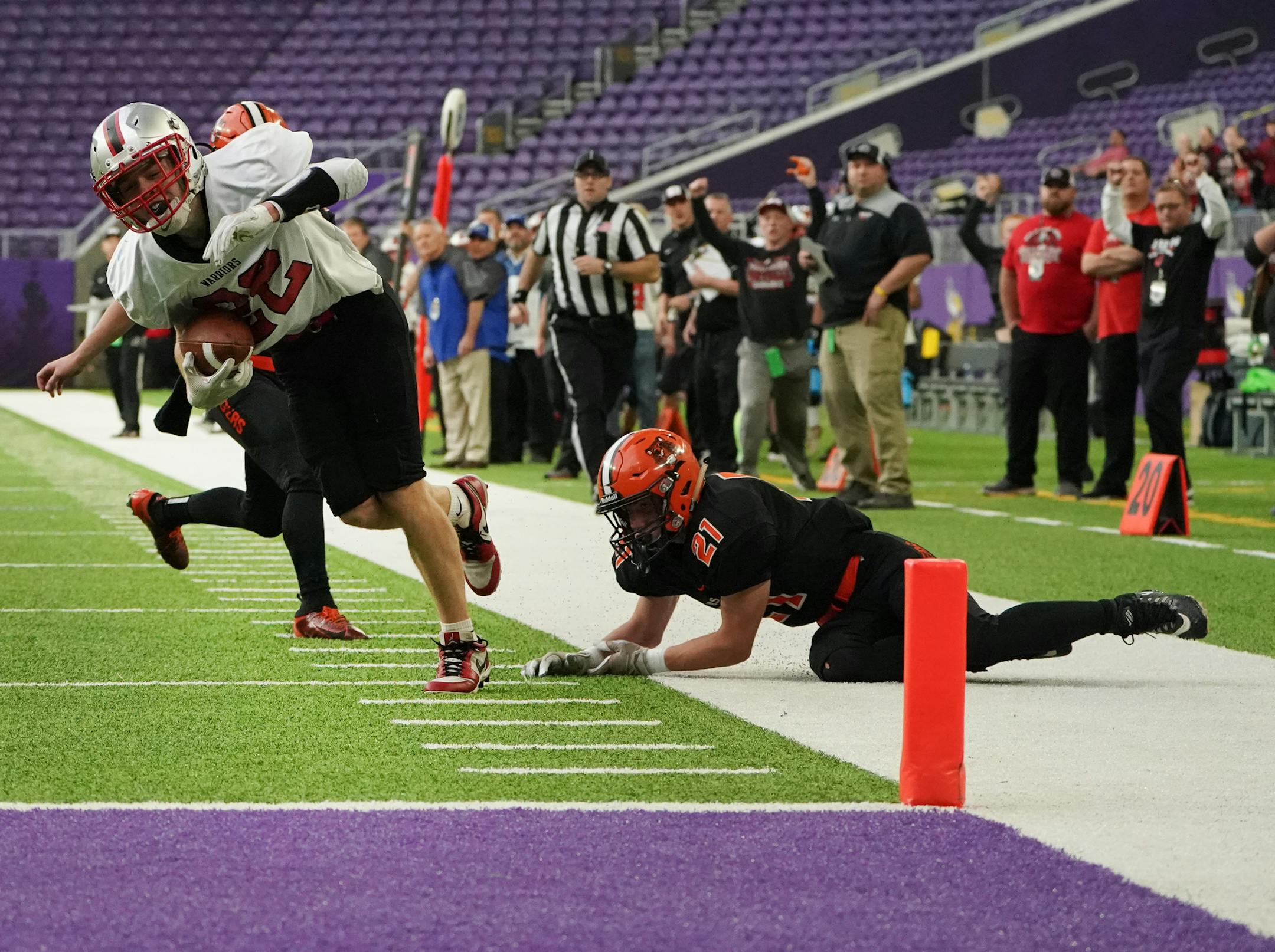 BOLD wide receiver Gavin Vosika (22) is one of his team's difference-makers, and one of several who are key to which teams will win in Prep Bowl games on Nov. 29 and 30 at U.S. Bank Stadium. Photo: Shari L. Gross • shari.gross@startribune.com