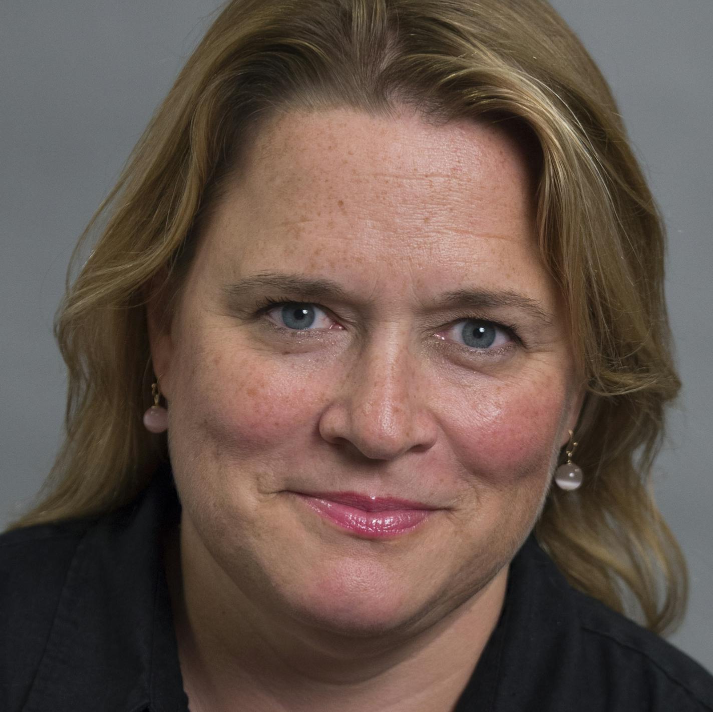 Rochelle Olson, Star Tribune staff. Bio photo. Staff directory mugshots taken Sept 11, 2014 mugs Photo: Tom Wallace, Star Tribune stribmugs091114