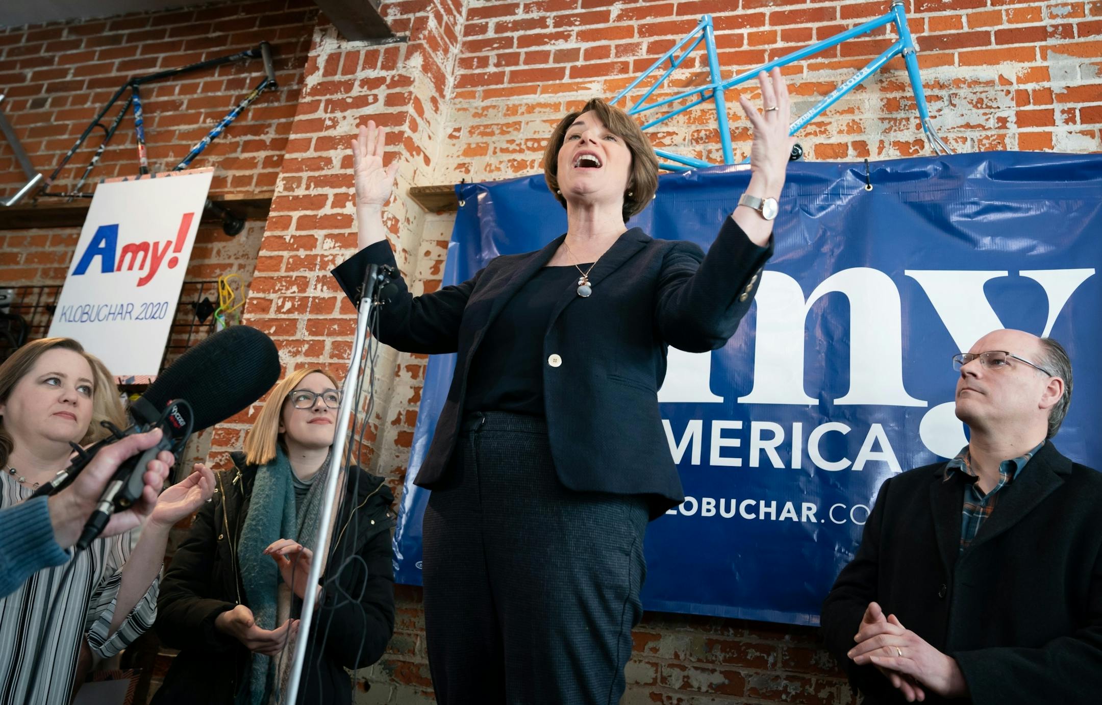 With her daughter Abigail and husband John at her side, Amy Klobuchar made her first campaign appearance as a presidential candidate in Eau Clare, Wisconsin since announcing her candidacy earlier in the week.